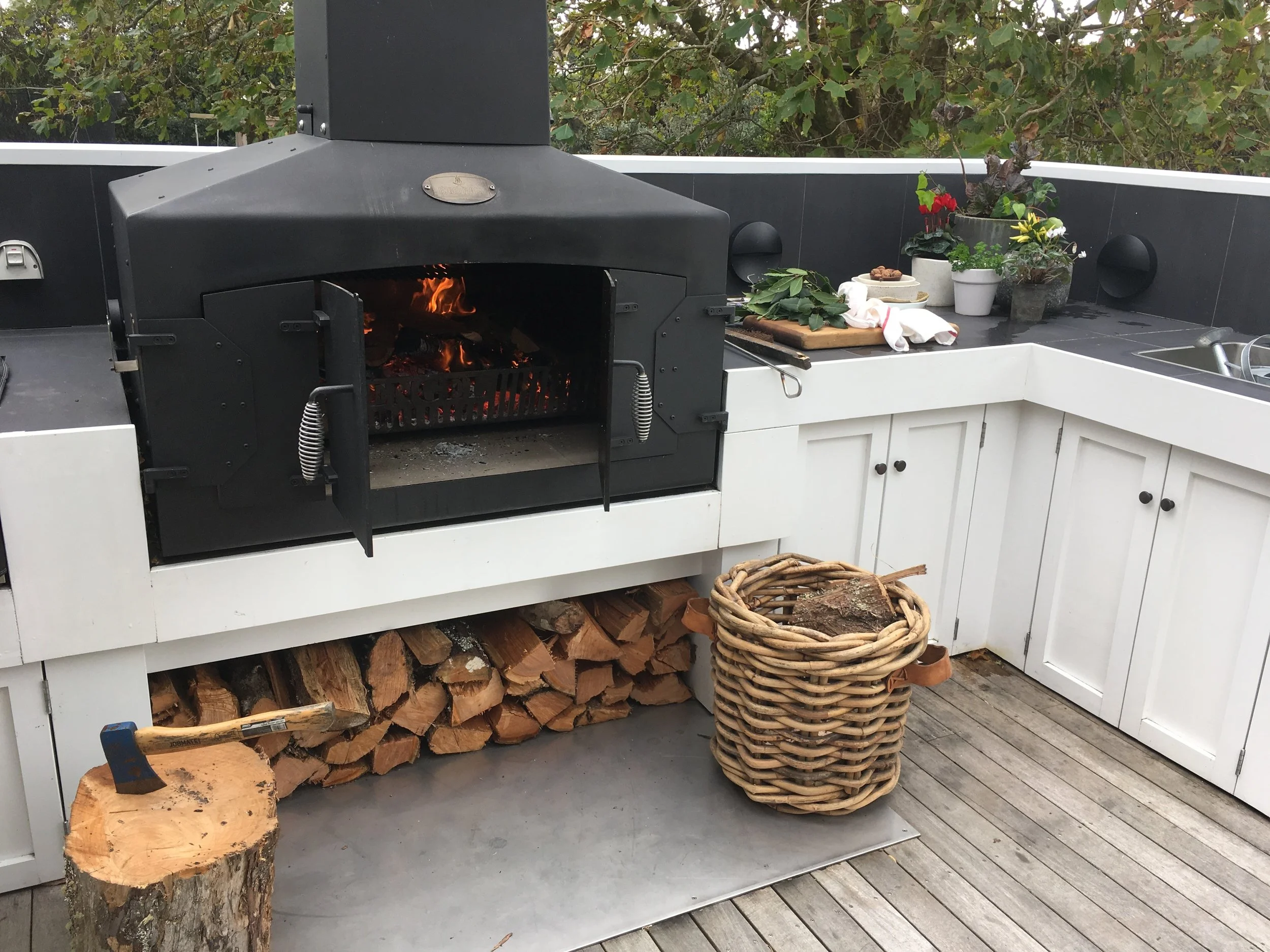 Outdoor Wood Fired BBQ