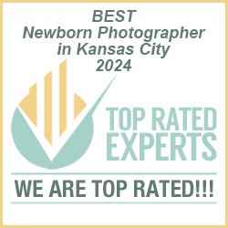 Lea Murphy Photography best newborn photographer in Kansas City I expertise award 