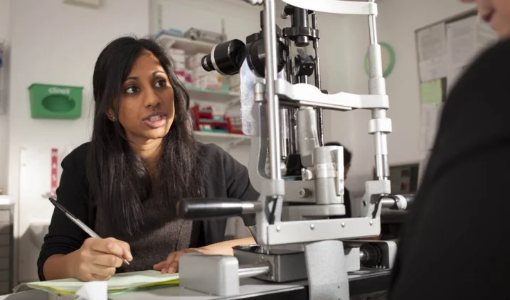 optometrists with patient.jpg