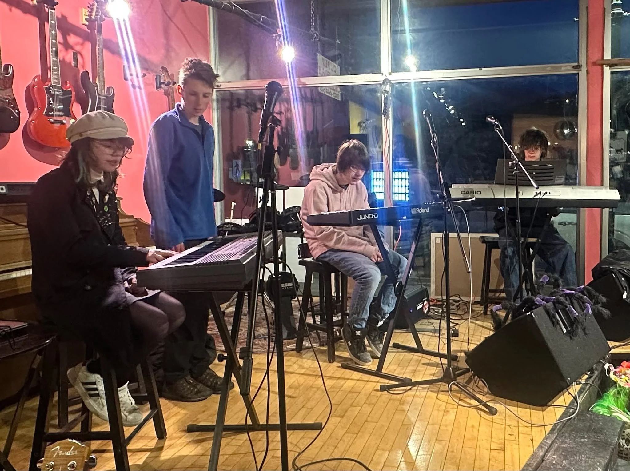 🎹 2025 Cantle Grant for the Arts recipient Phillip England was helping bring music to life for local youth!

With grant support, Phillip purchased a keyboard and accessories and ran free workshops at the Youth Centre, introducing youth to music-maki