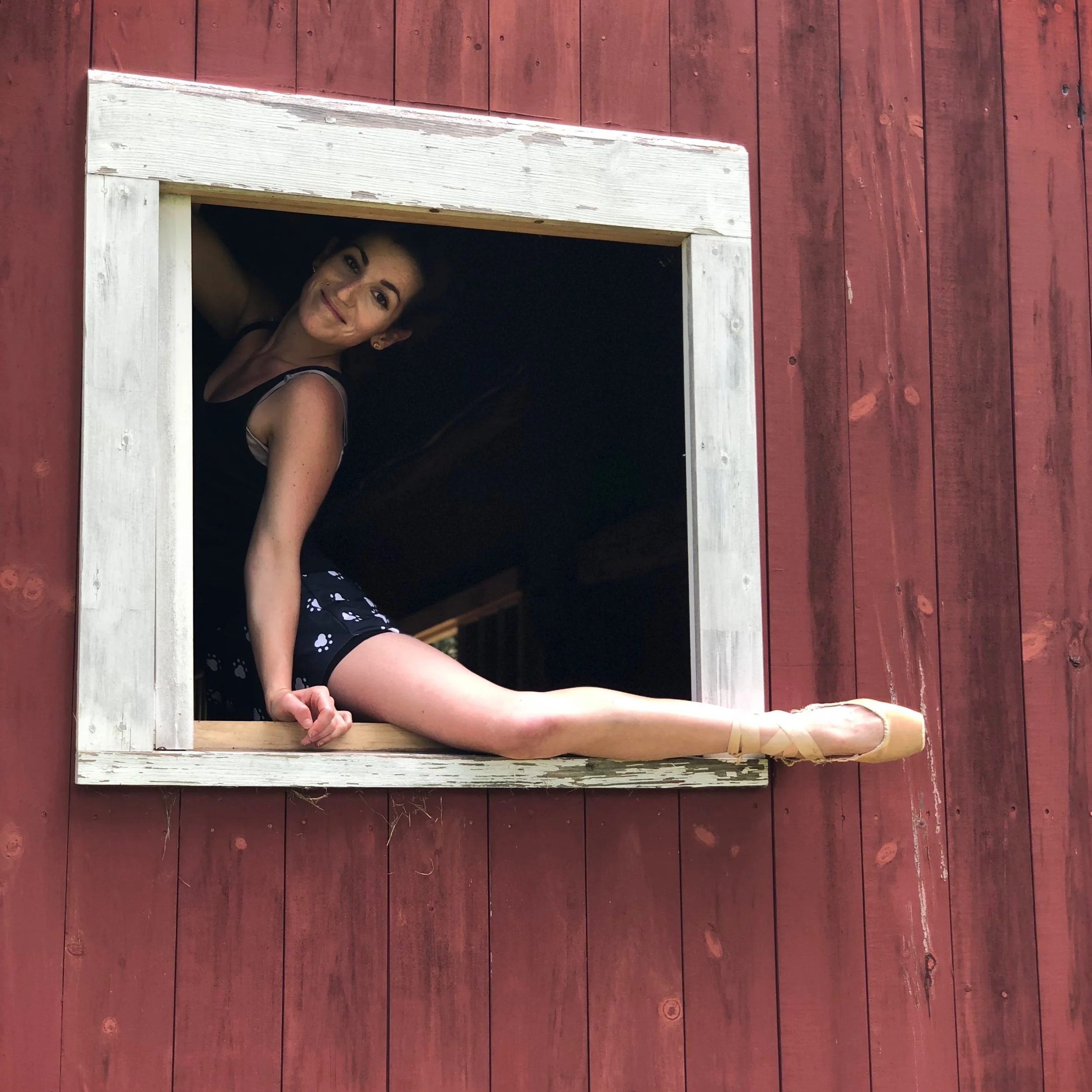 smile window color sq.jpg