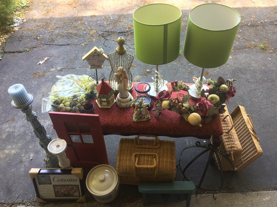 garage sale 3.jpg