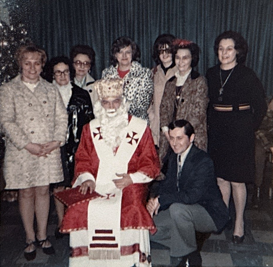 Holy_Spirit_old_photos_100.jpg