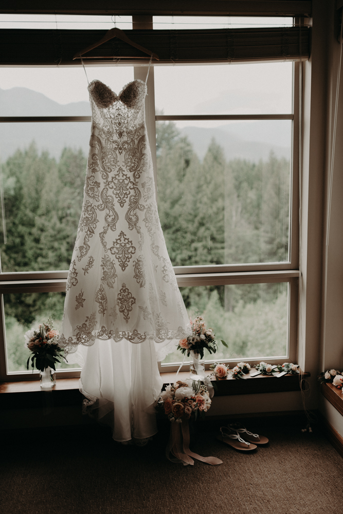 Revelstoke Mountain Wedding-3.jpg