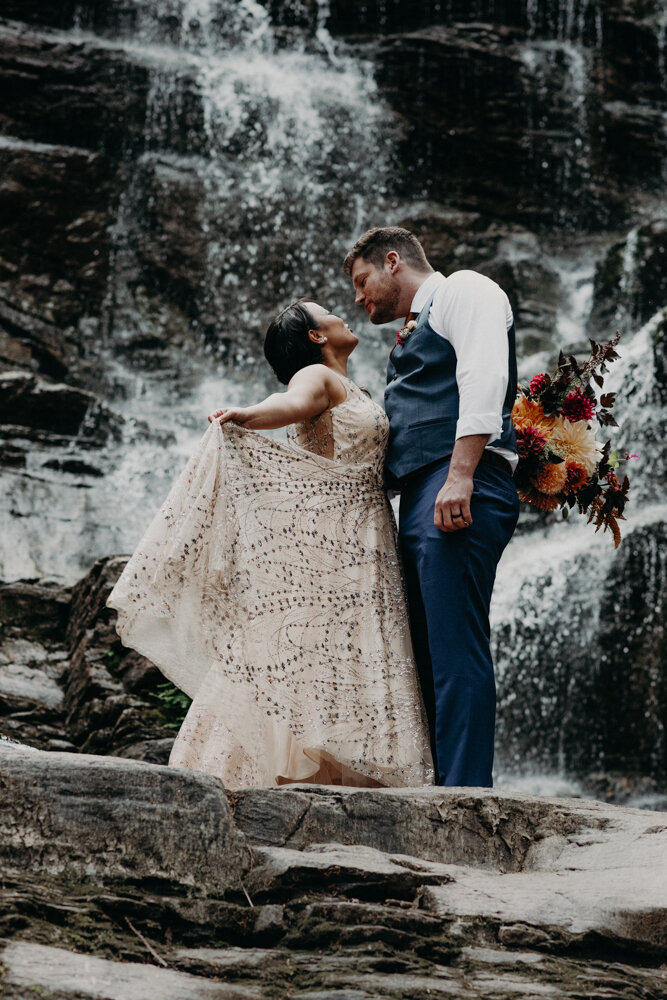 Revelstoke Elopement-15.jpg