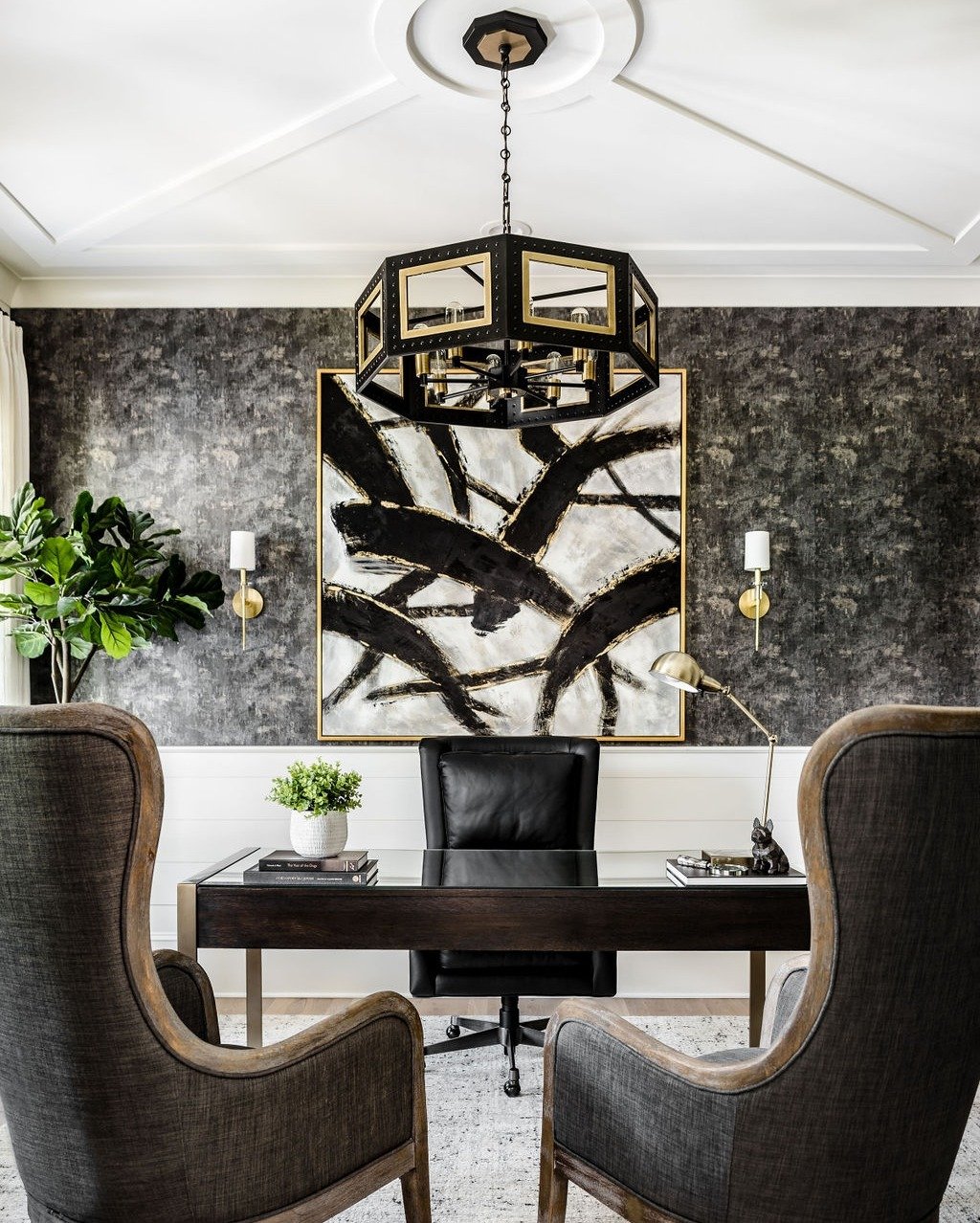 Creating a C-suite office design that hits your sweet spot&hellip;

My clients want their home offices to be an elevated representation of their accomplishments, and a reflection of their own distinct personal style. Accordingly, my designs reflect t