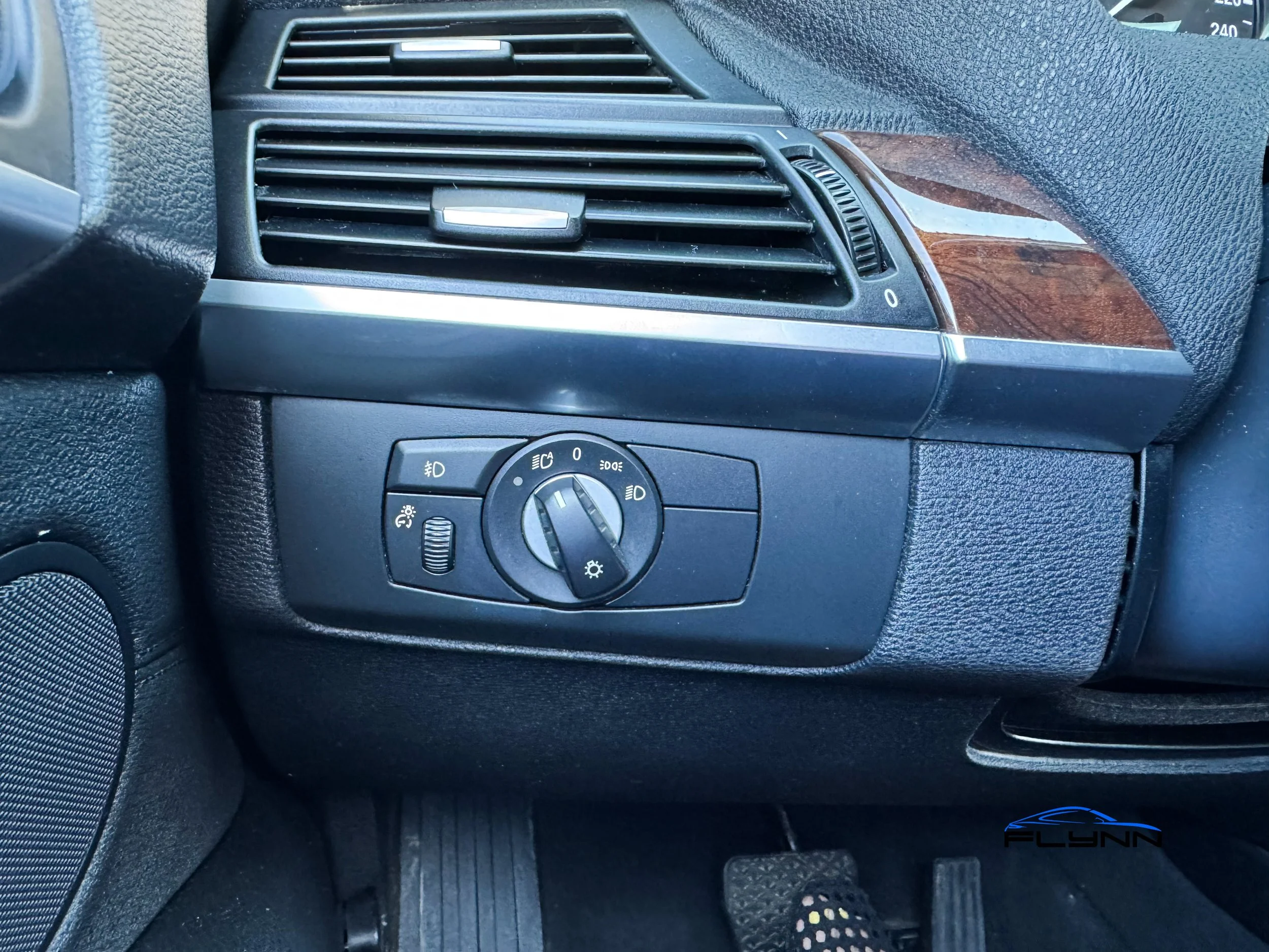 2011-BMW-X5-flynn-automotive-03.jpg