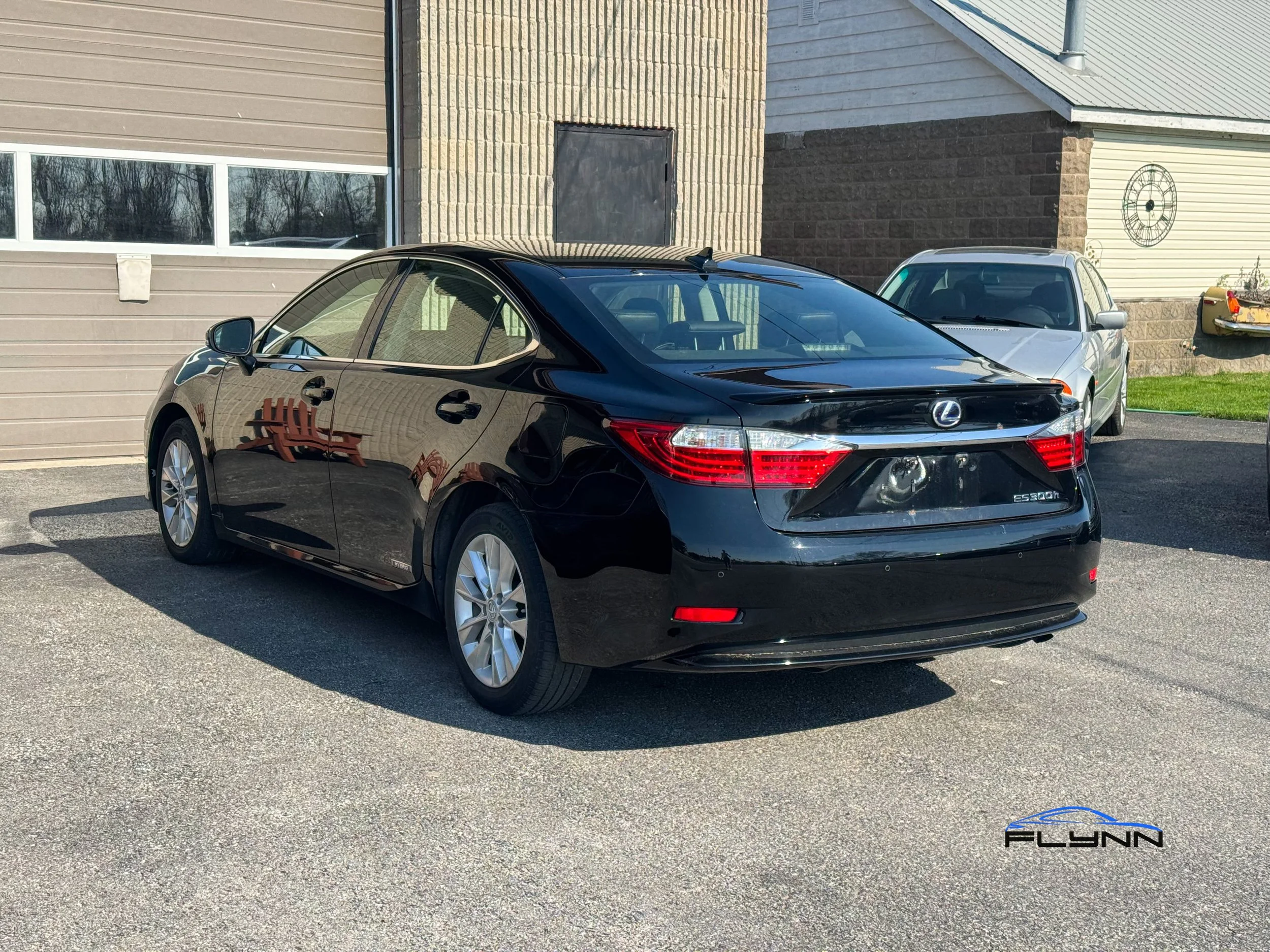 2013-LEXUS-ES300H-flynn-automotive-13.jpg