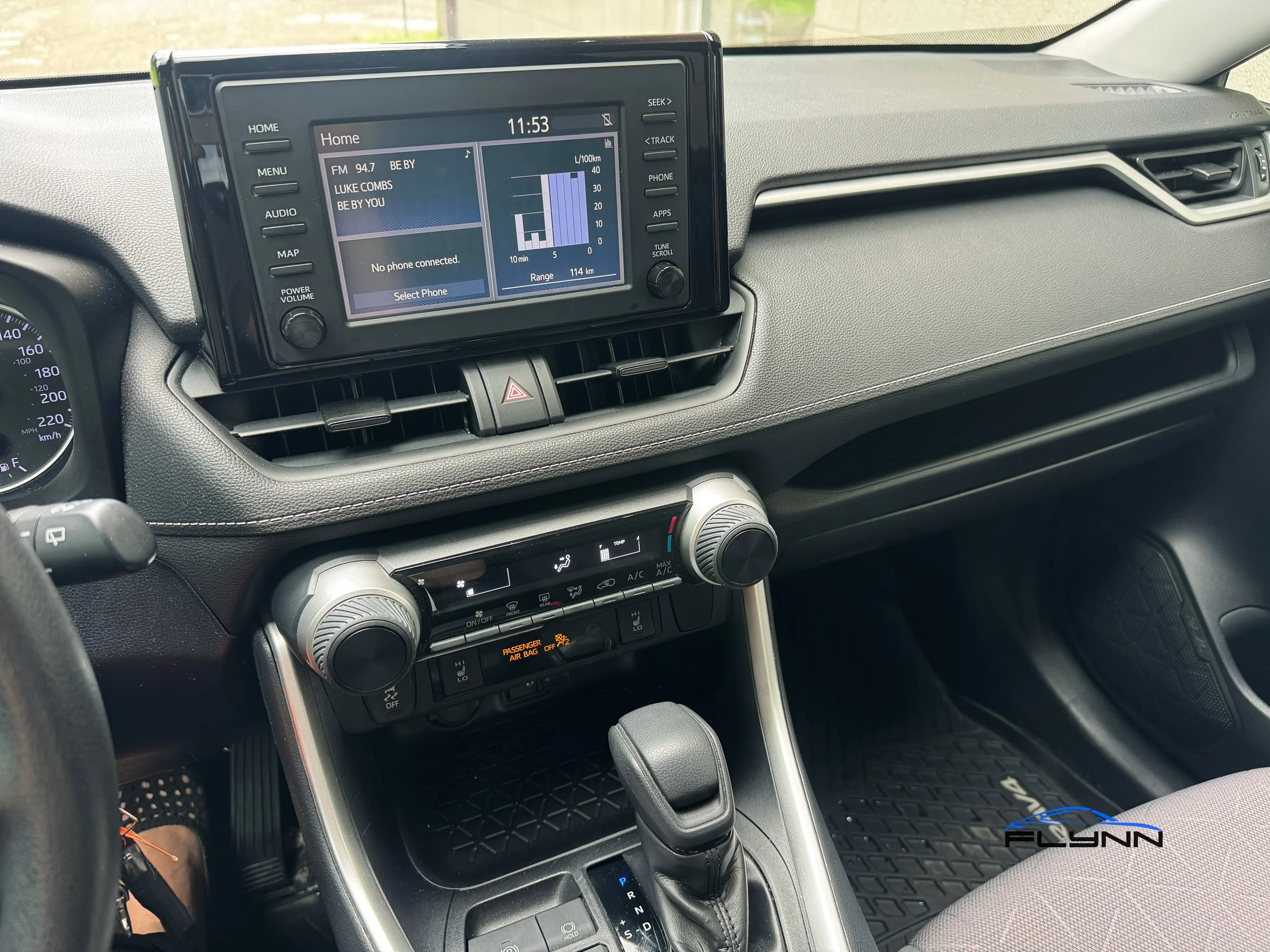 2019-Toyota-RAV4-LE-flynn-automotive-08.jpg