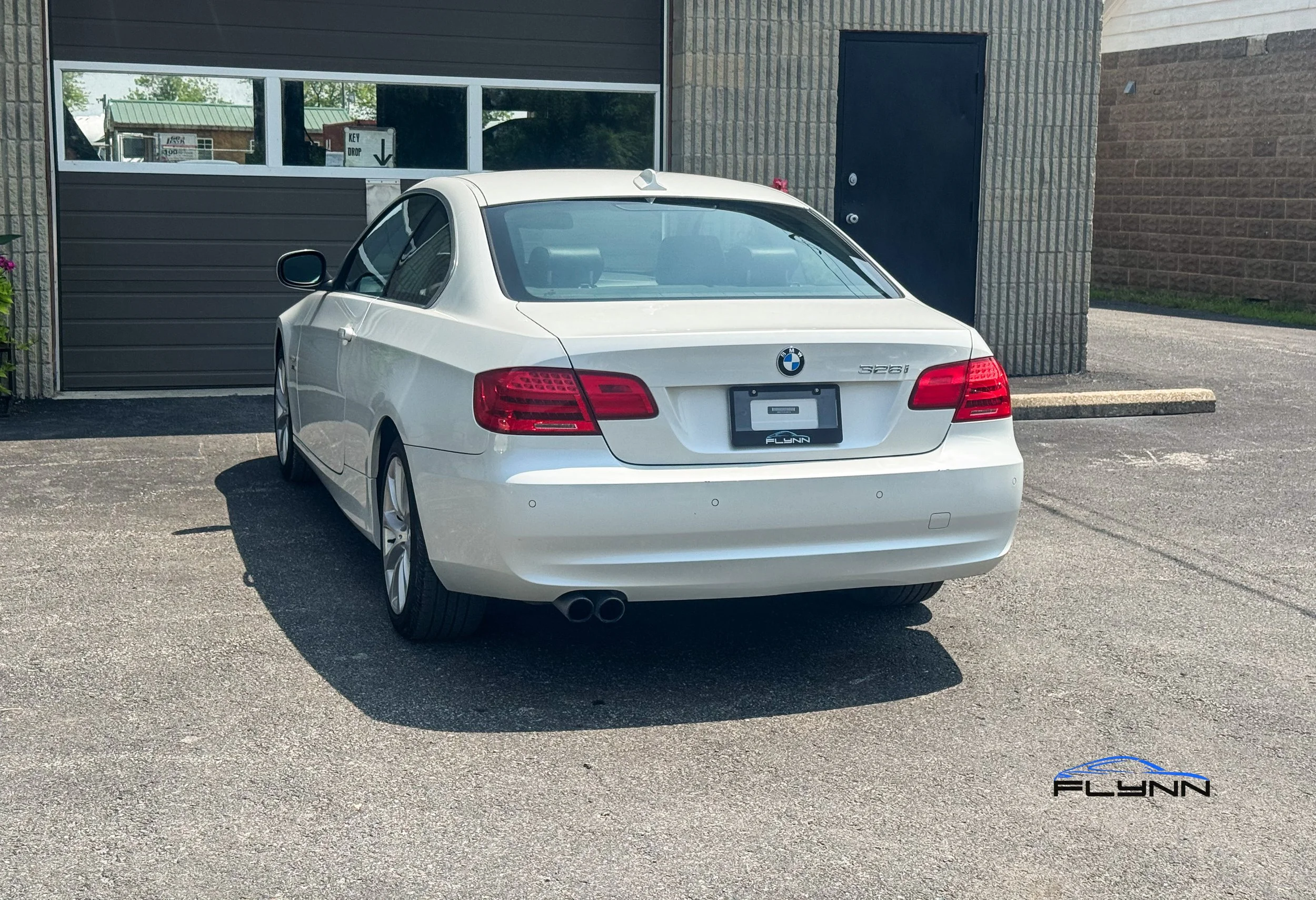 2013-BMW-328IXDRIVE-FLYNN-AUTOMOTIVE-25.jpg