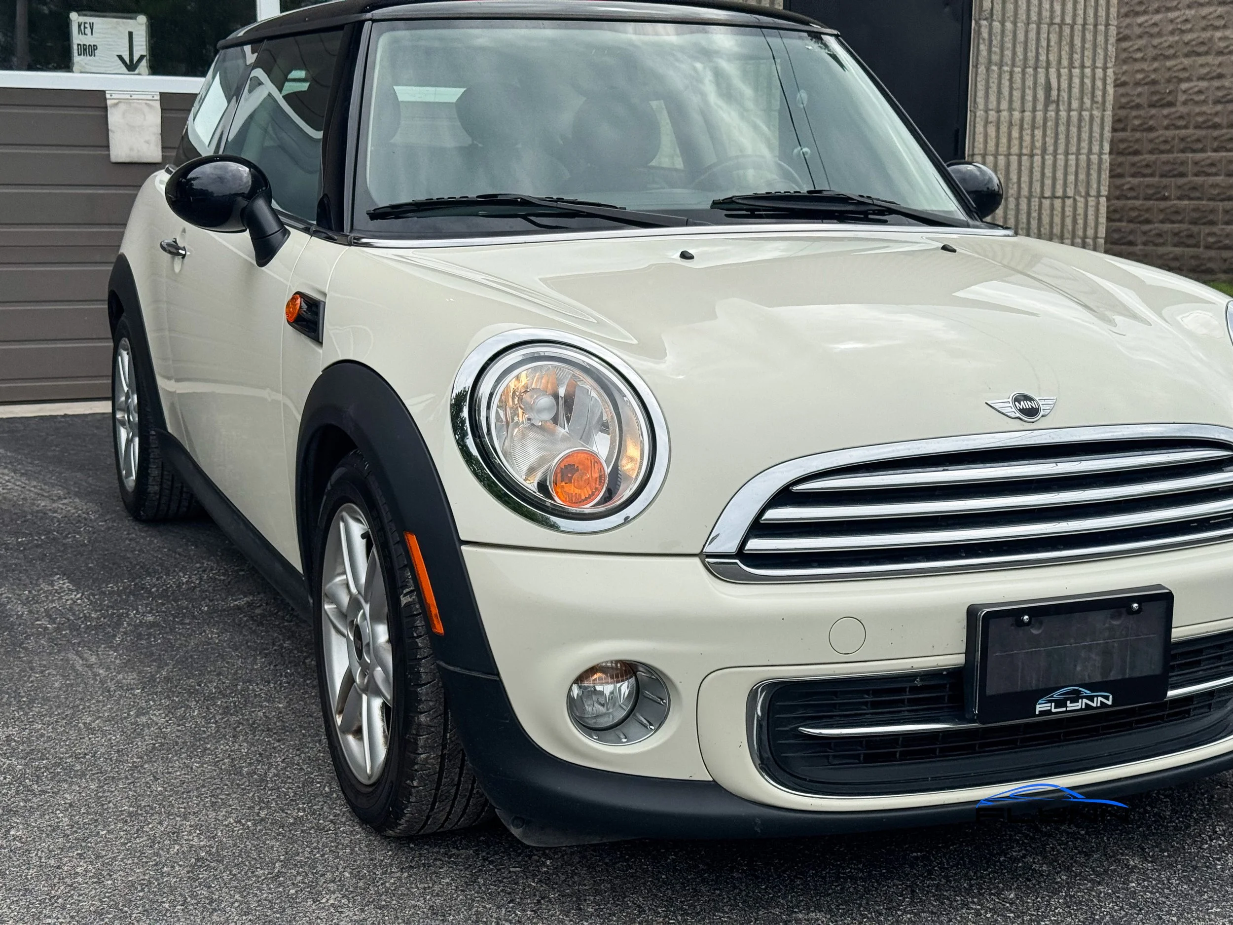 2011-MINI-COOPER-FLYNN-AUTOMOTIVE-21.jpg