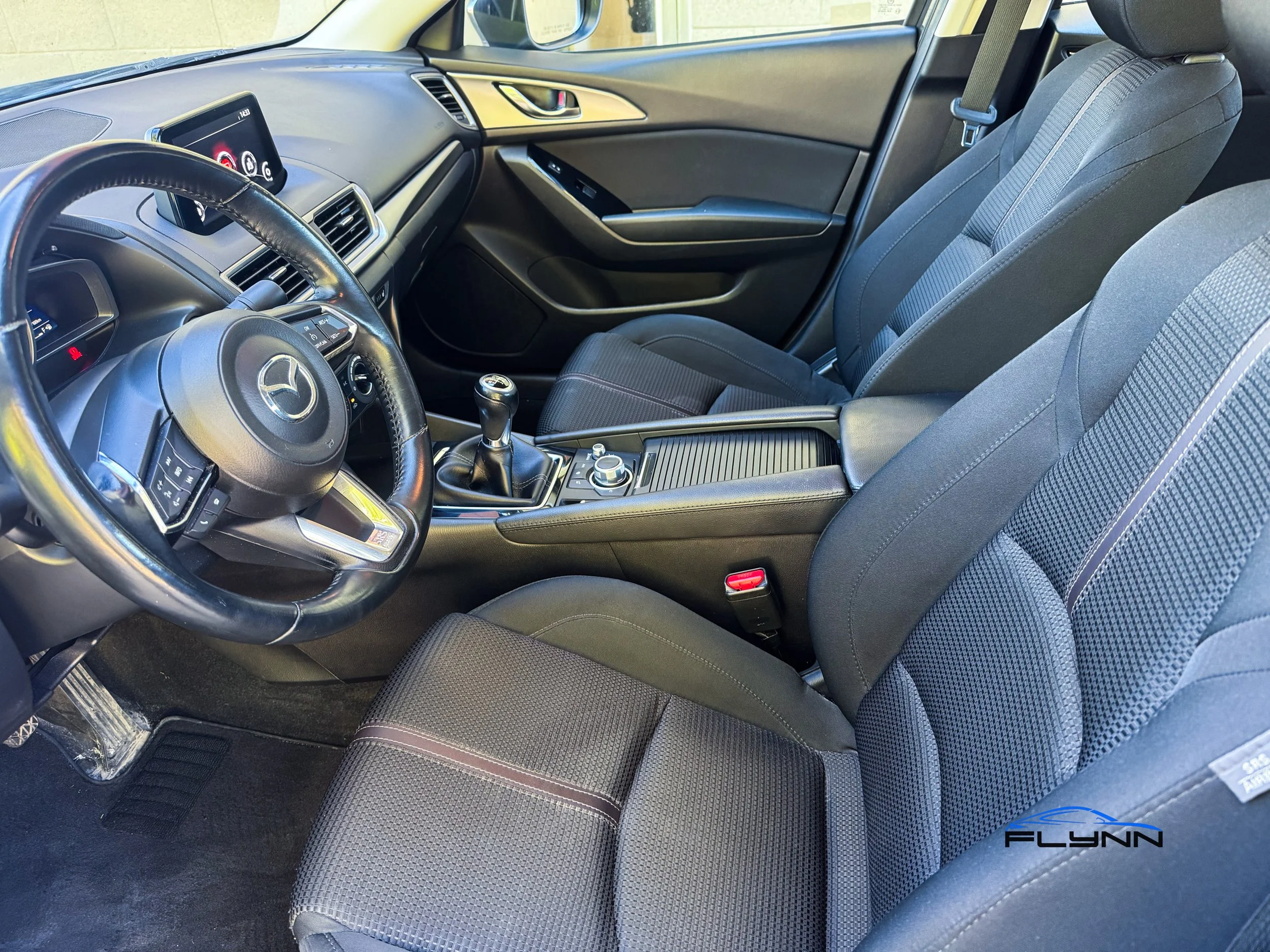 2018-MAZDA-3-FLYNN-AUTOMOTIVE-12.jpg