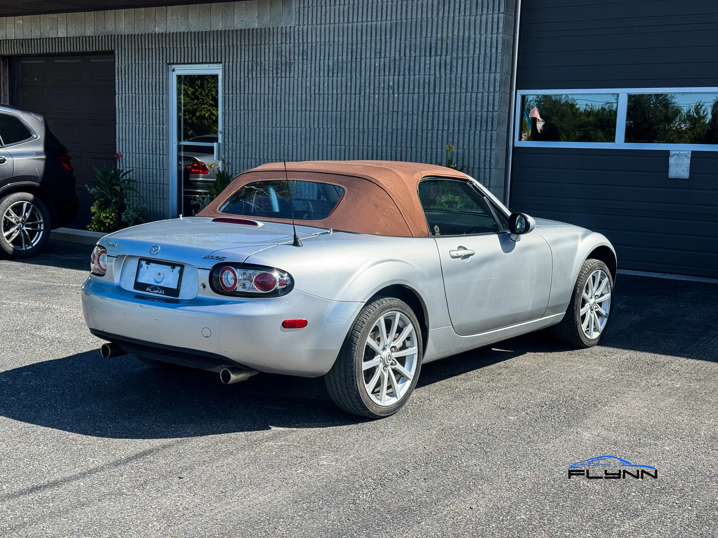 2006-Mazda-Miata-MX5-FLYNN-AUTOMOTIVE-15.jpg