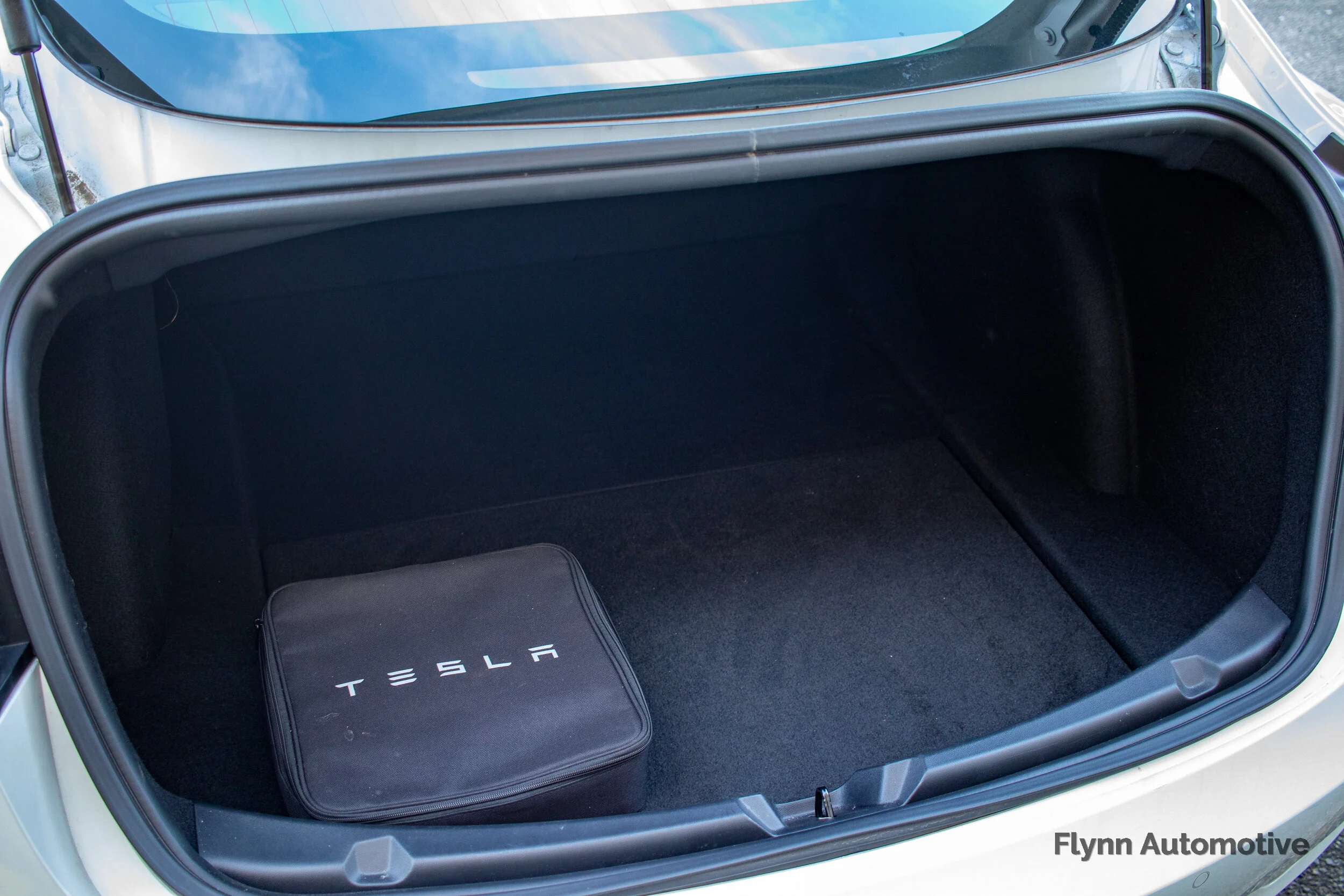 2019-Tesla-Model-3-Standard-Range-Plus-Interior-Flynn-Automotive-01.jpg