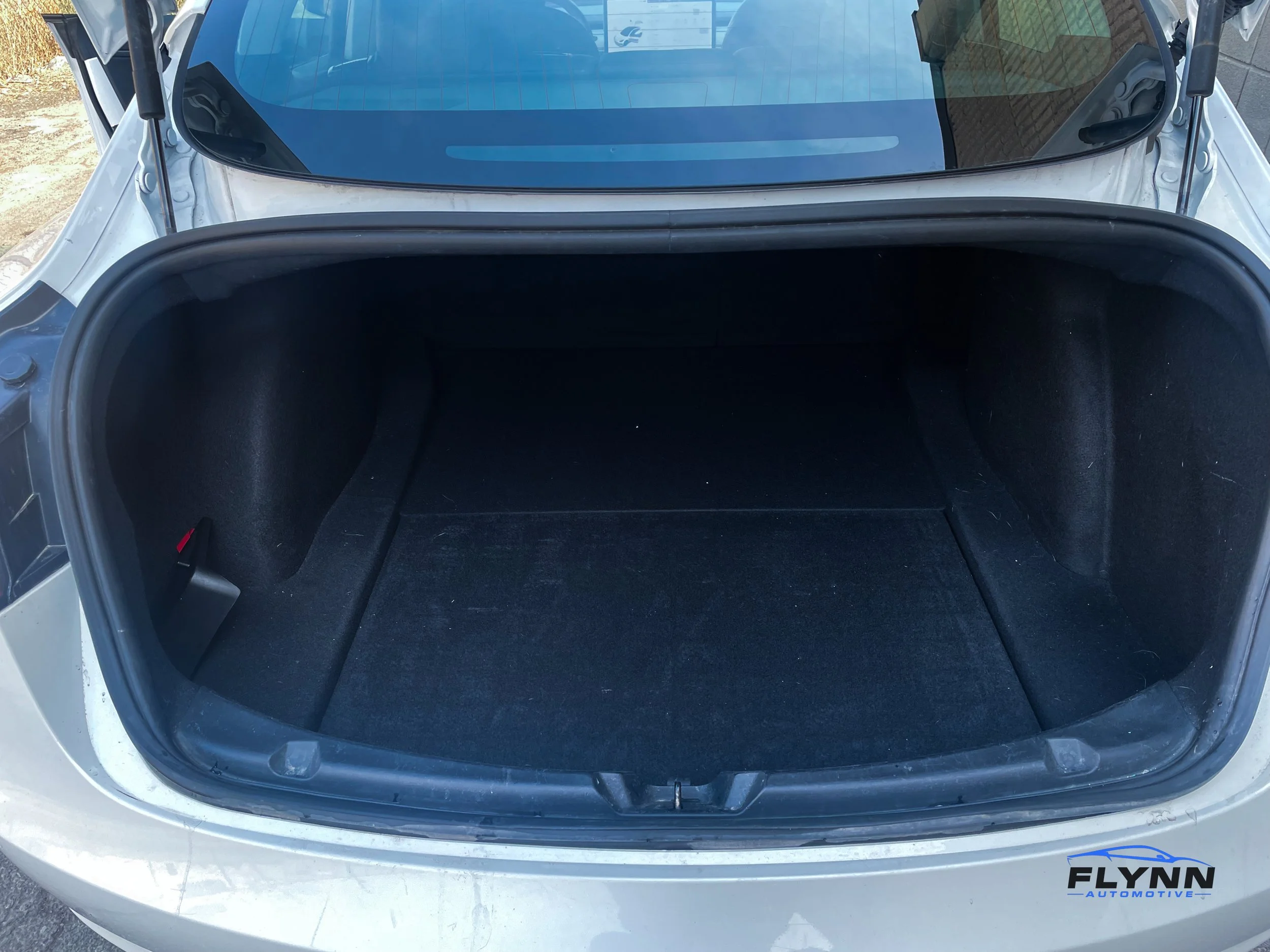 2020-tesla-model3-Flynn-Automotive-08.jpg