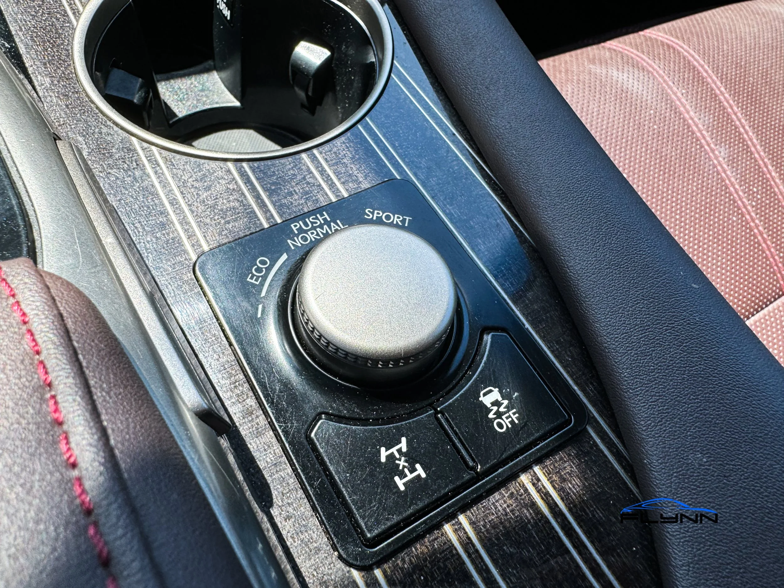 2017-LEXUS-RX350-Flynn-Automotive-01.jpg