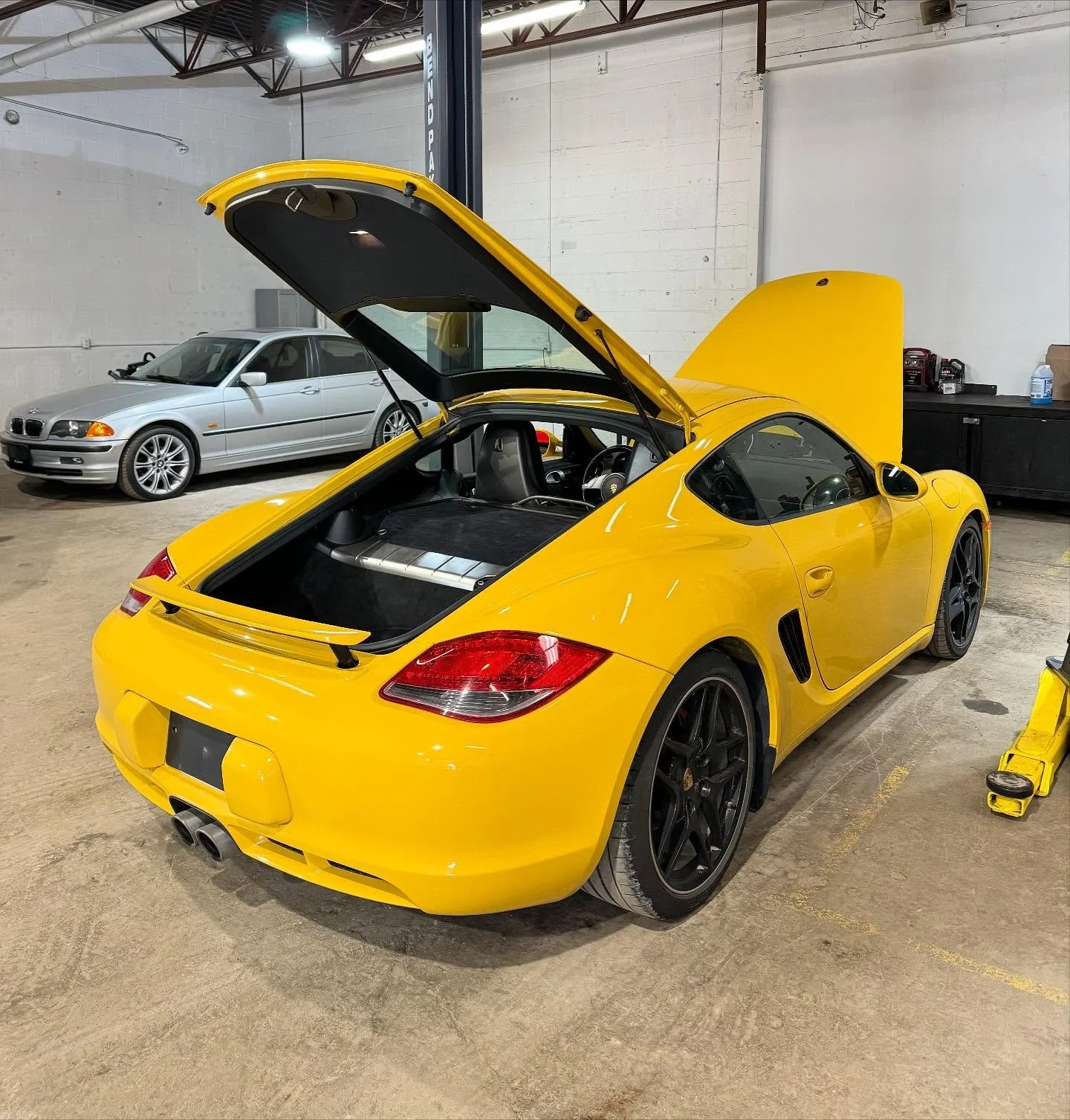 Throwback Tuesday 😊 #porsche #cayman