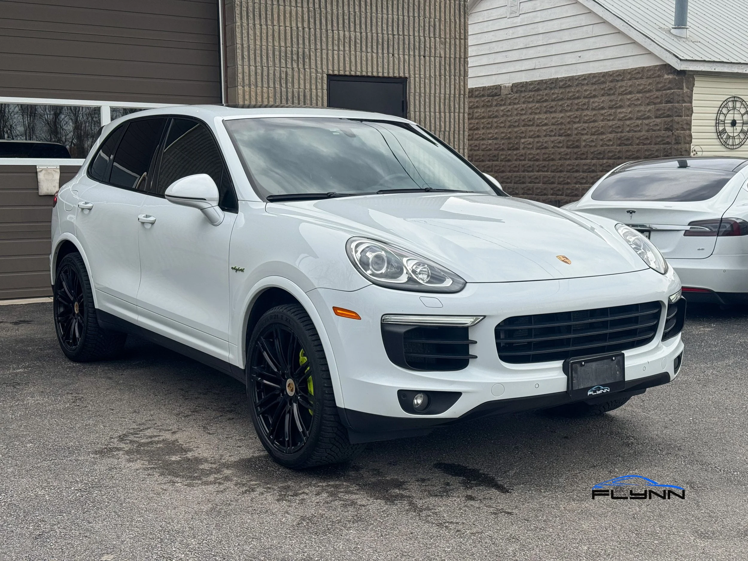 2017-porsche-cayenne-s-ehybrid-flynn-automotive-74.jpg