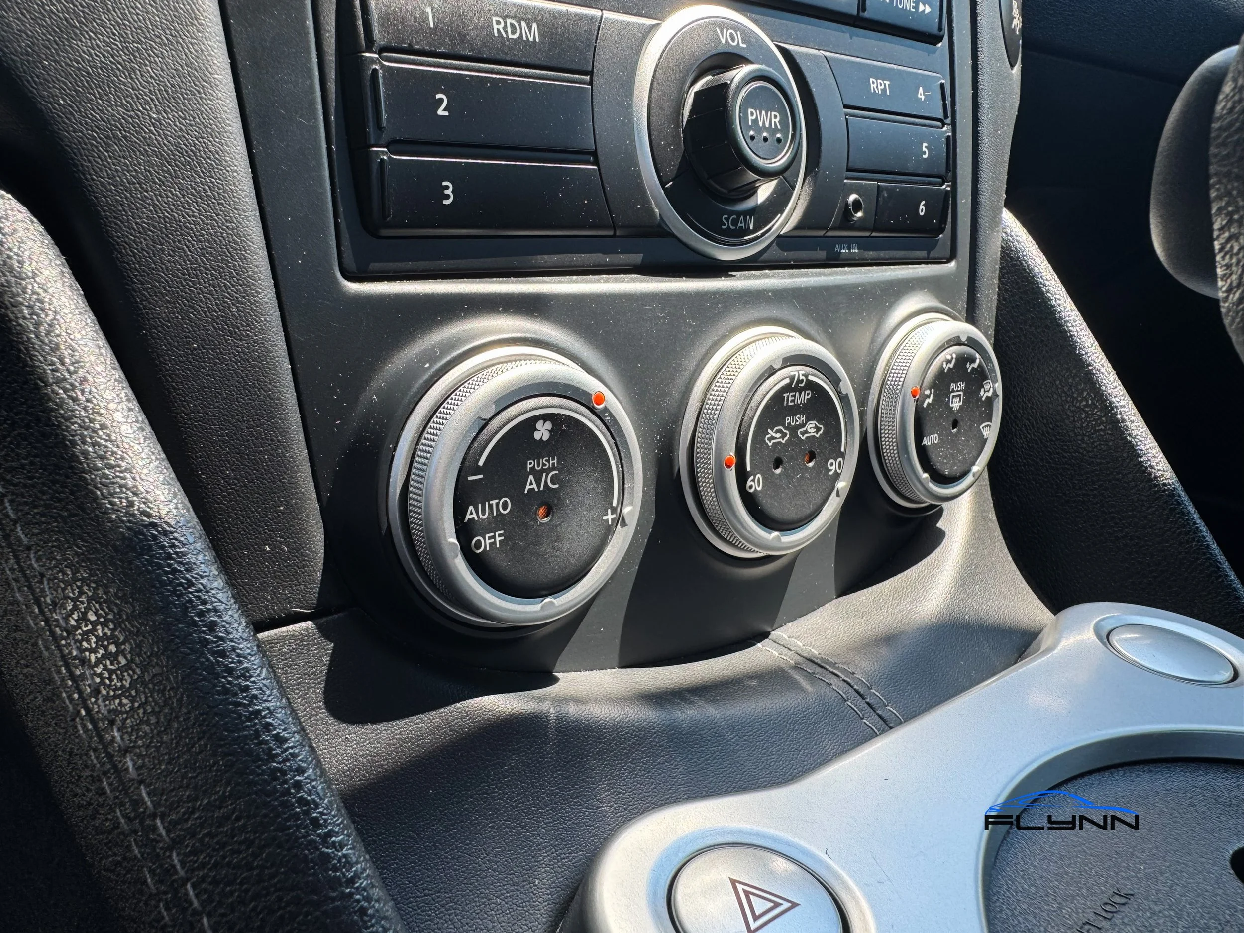 2011-NISSAN-370Z-flynn-automotive-07.jpg
