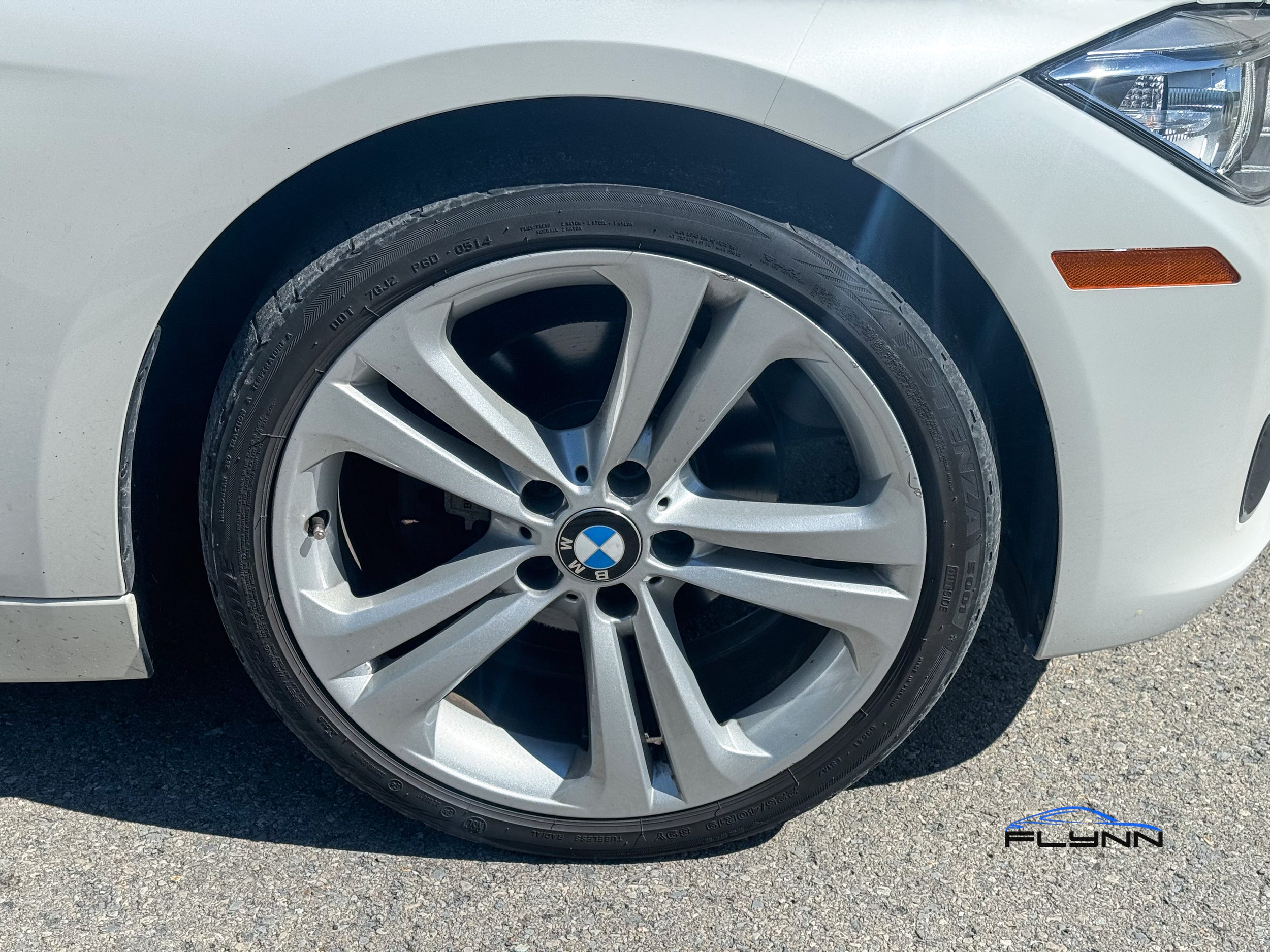 2014-BMW-328IXDRIVE-FLYNN-AUTOMOTIVE-26.jpg