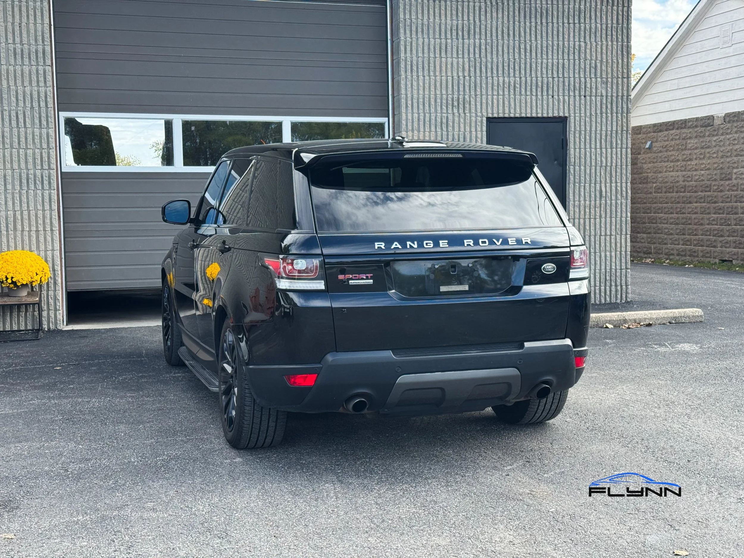 2016-RANGEROVER-SPORT-FLYNN-AUTOMOTIVE-07.jpg