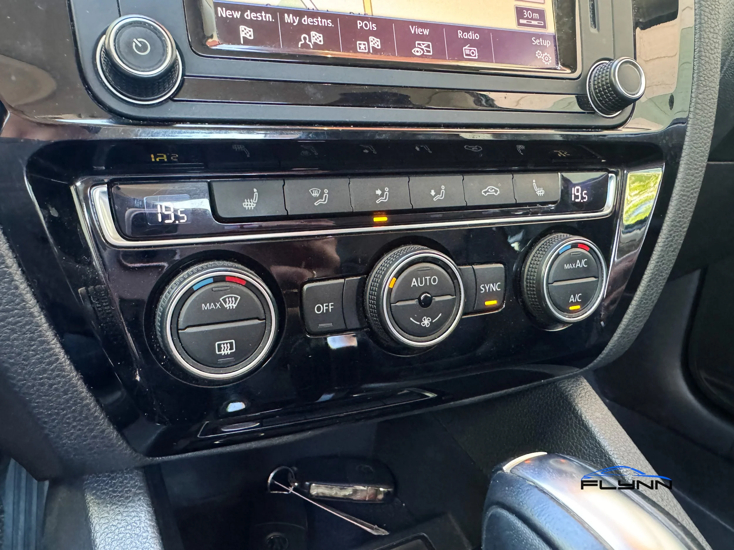 2017-Volkswagen-Jetta-flynn-automotive-04.jpg