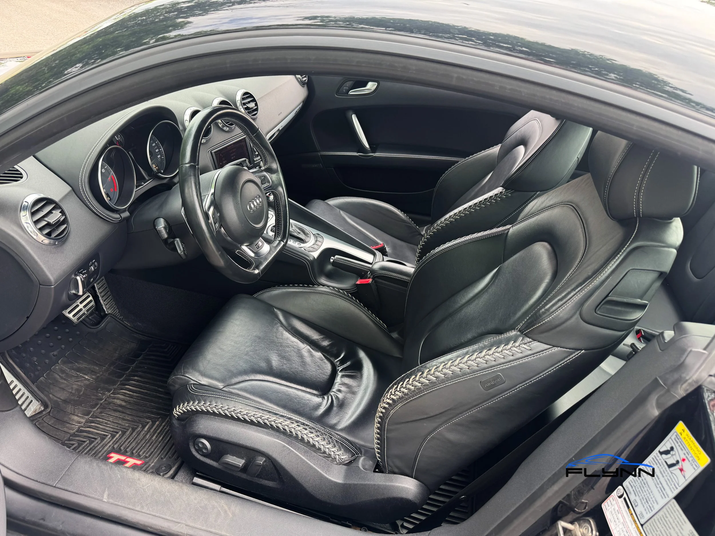 2009-Audi-TTS--flynn-automotive-12.jpg