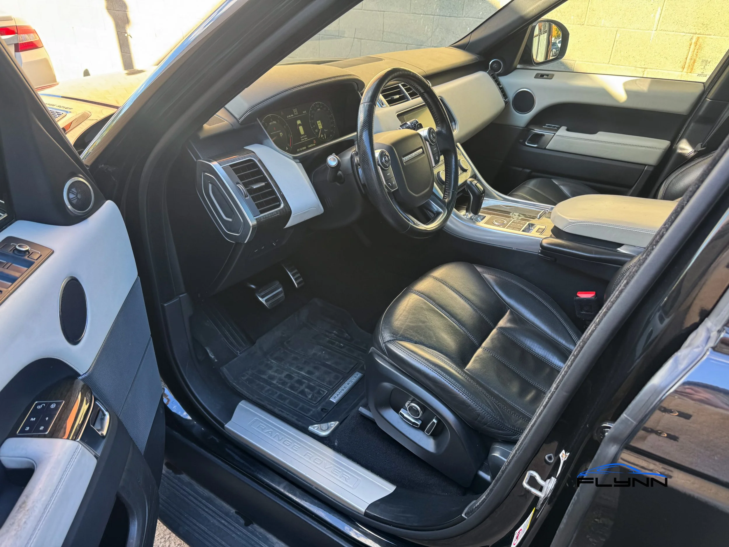 2016-RANGE-ROVER-SPORT-FLYNN-AUTOMOTIVE-17.jpg