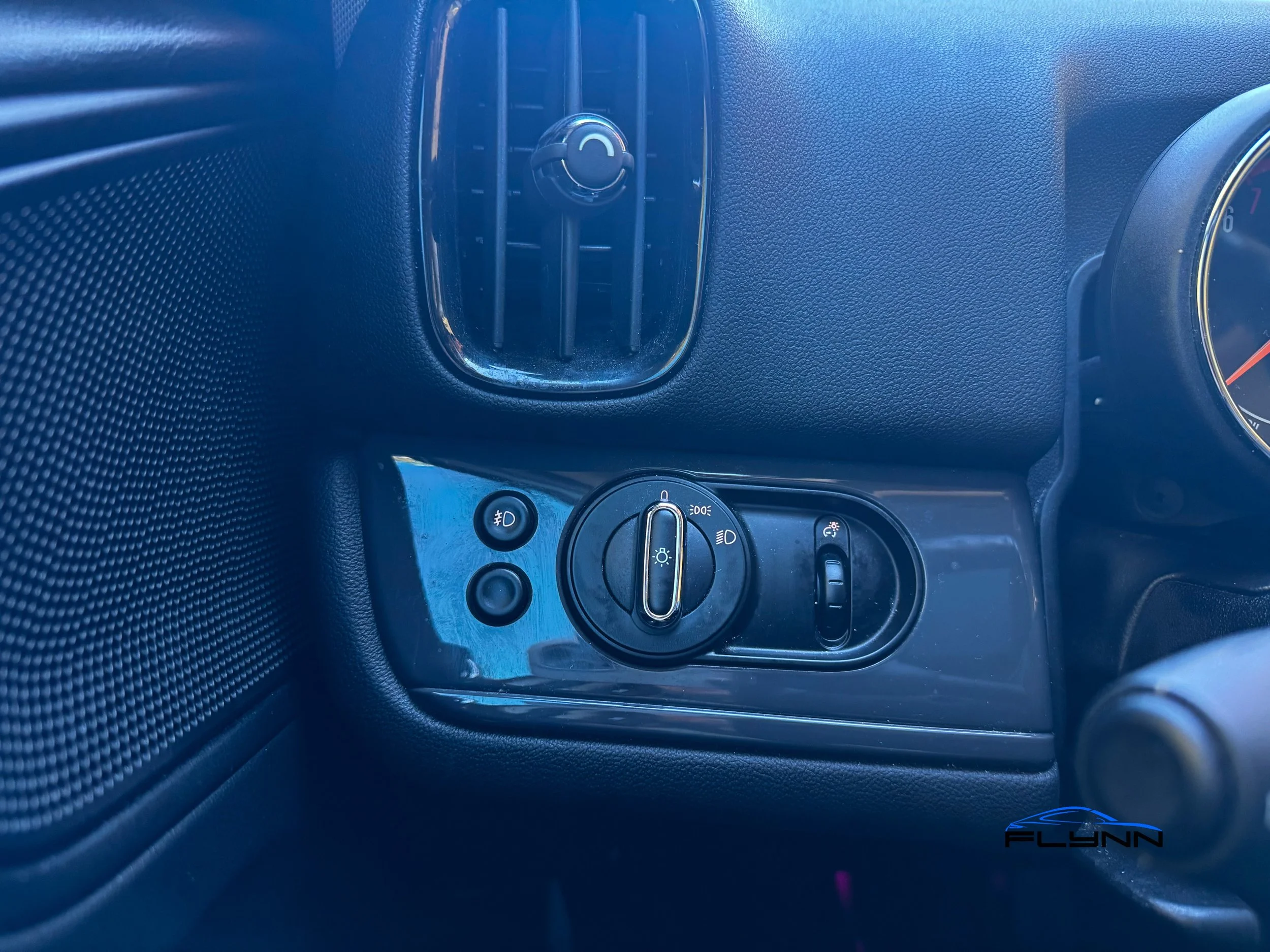 2018-MINI-COUNTRYMAN-FLYNN-AUTOMOTIVE-24.jpg