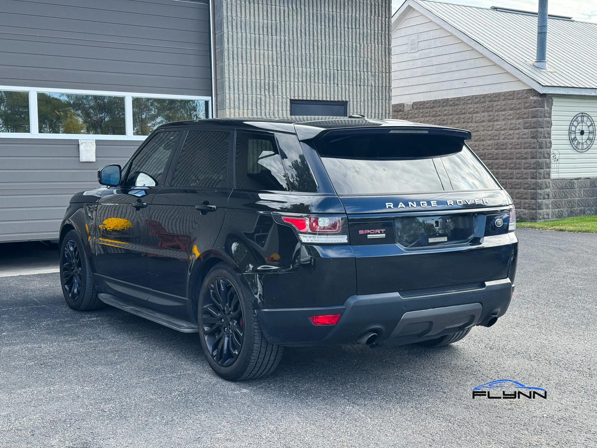 2016-RANGEROVER-SPORT-FLYNN-AUTOMOTIVE-06.jpg