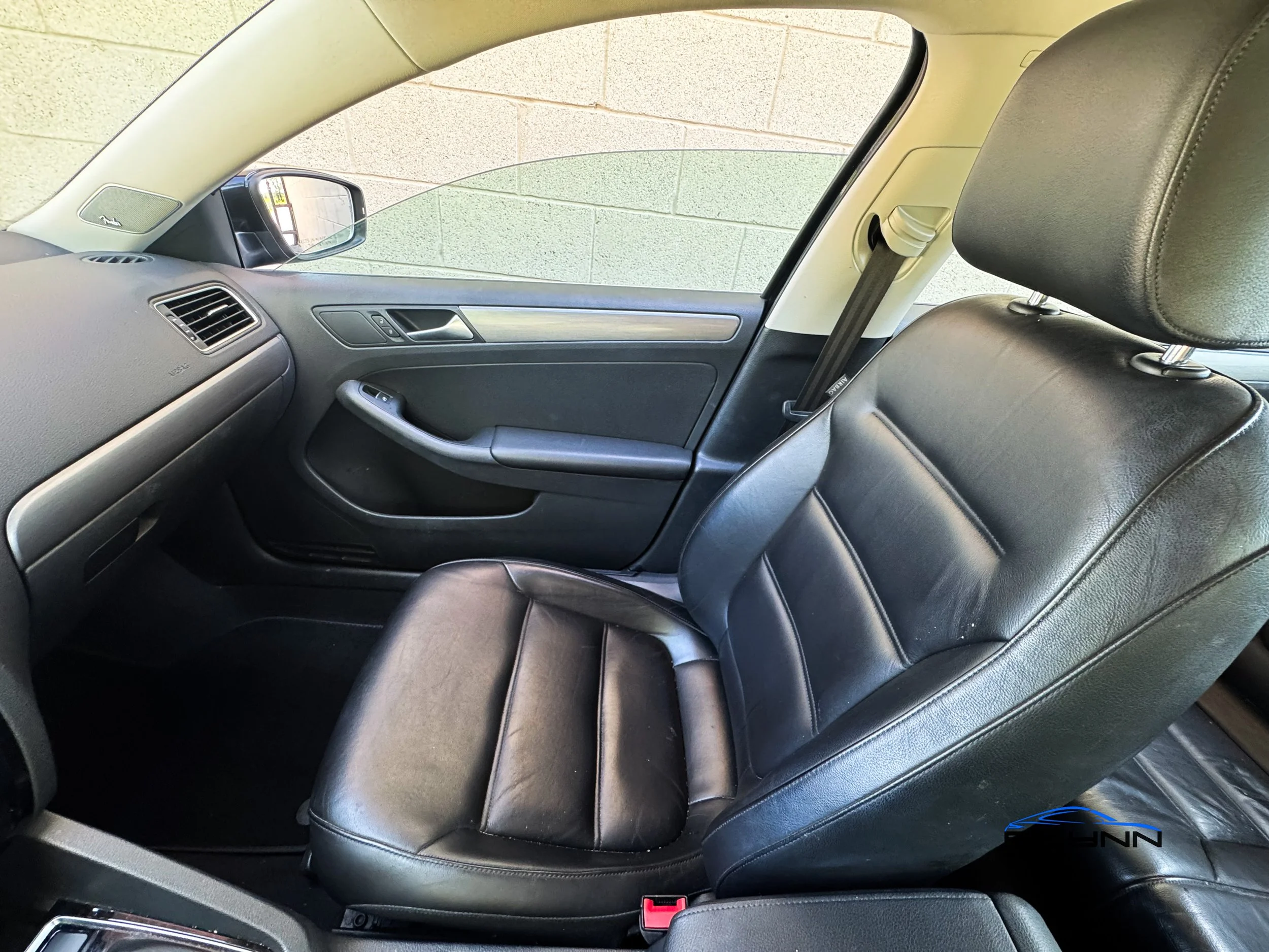 2017-Volkswagen-Jetta-flynn-automotive-08.jpg