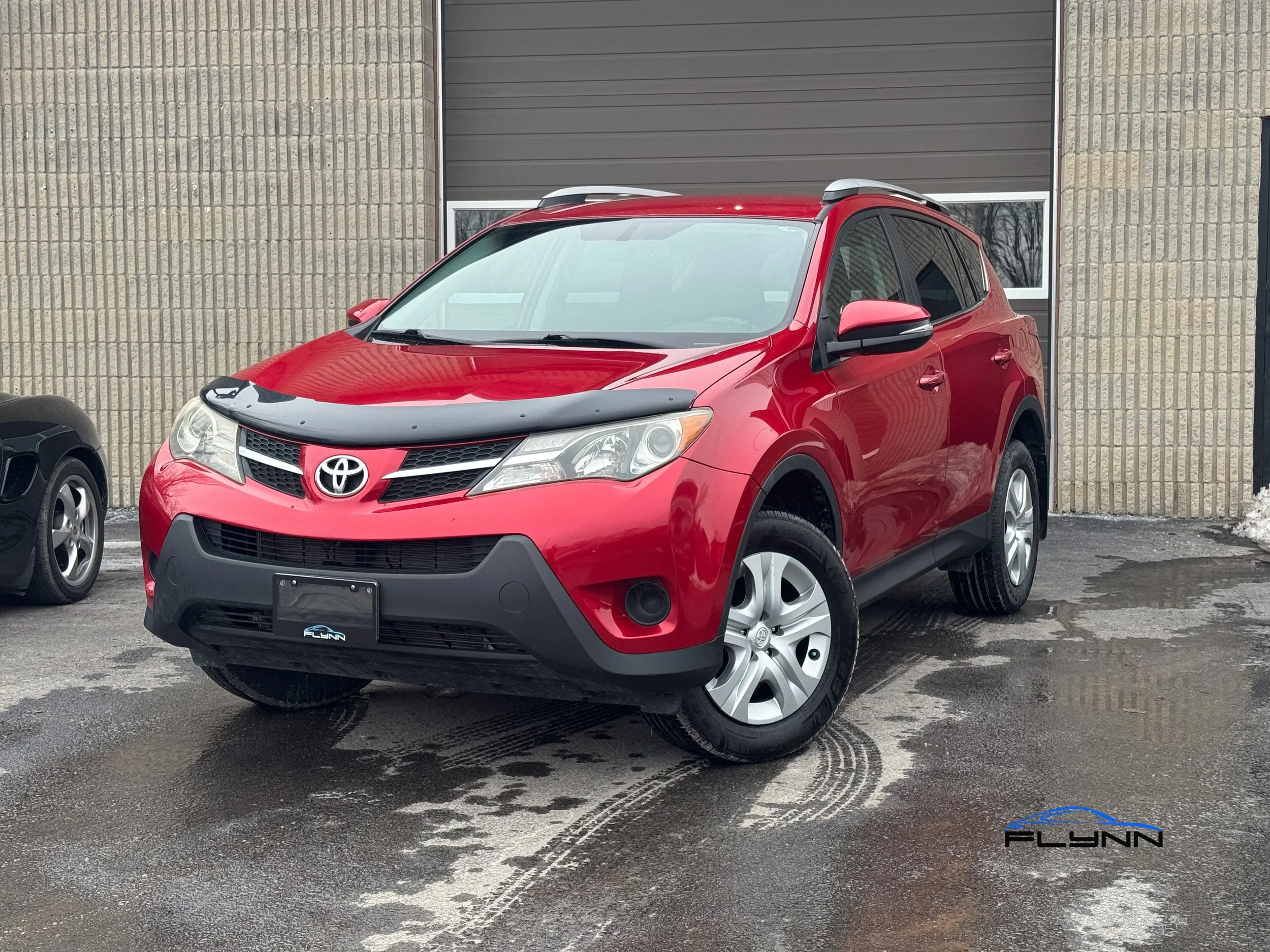 2015-TOYOTA-RAV4-FLYNN-AUTOMOTIVE-28.jpg