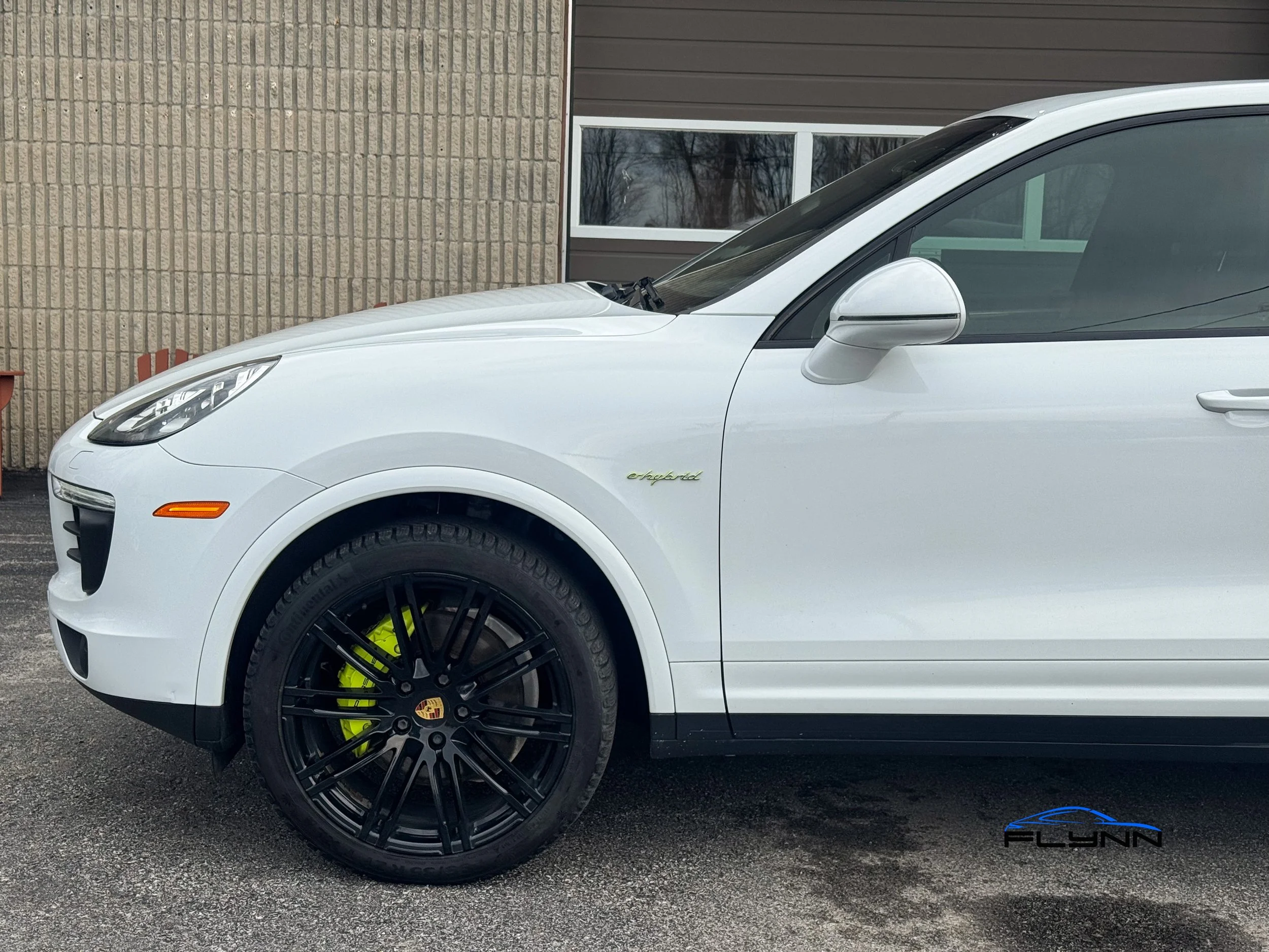 2017-porsche-cayenne-s-ehybrid-flynn-automotive-70.jpg