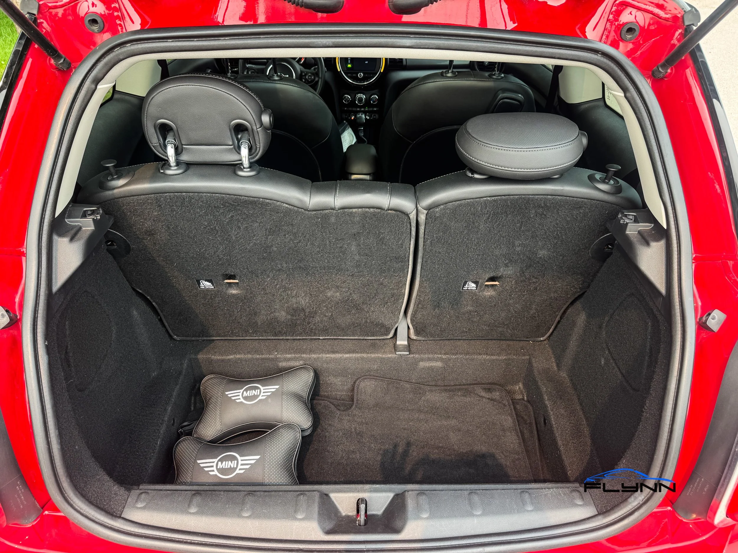 2019-MINI-COOPER-flynn-automotive-14.jpg