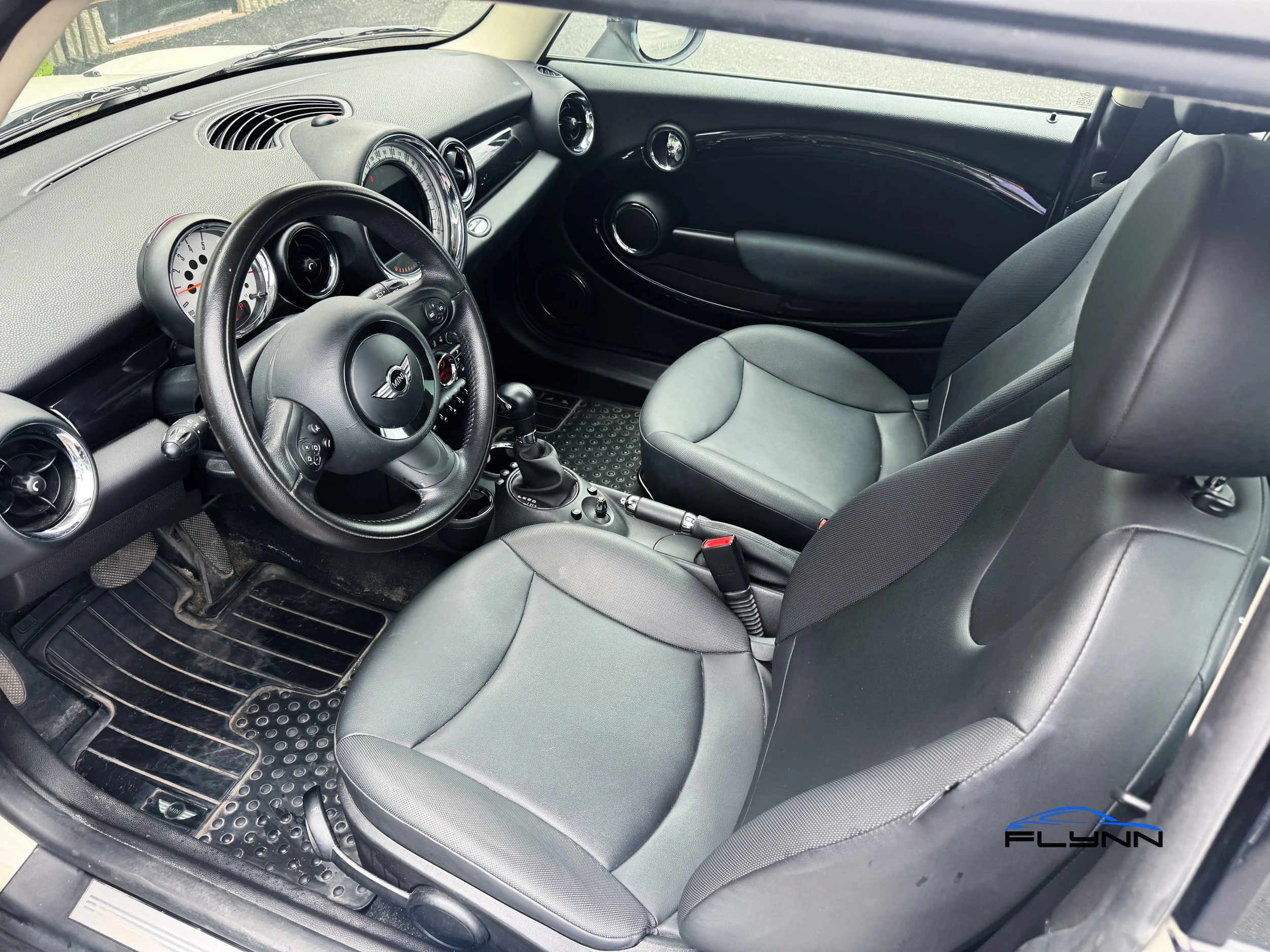 2011-MINI-COOPER-FLYNN-AUTOMOTIVE-10.jpg