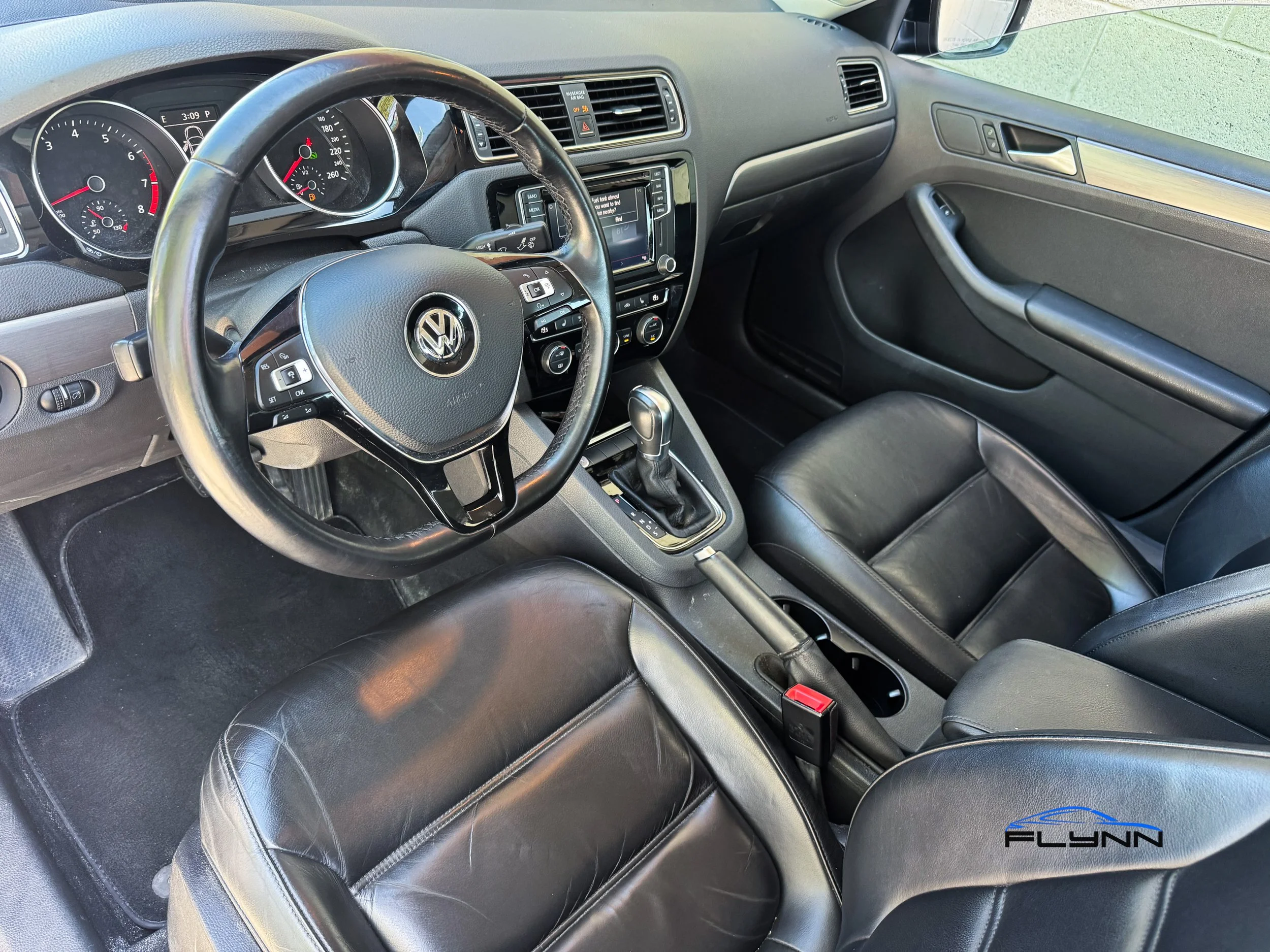 2017-Volkswagen-Jetta-flynn-automotive-13.jpg