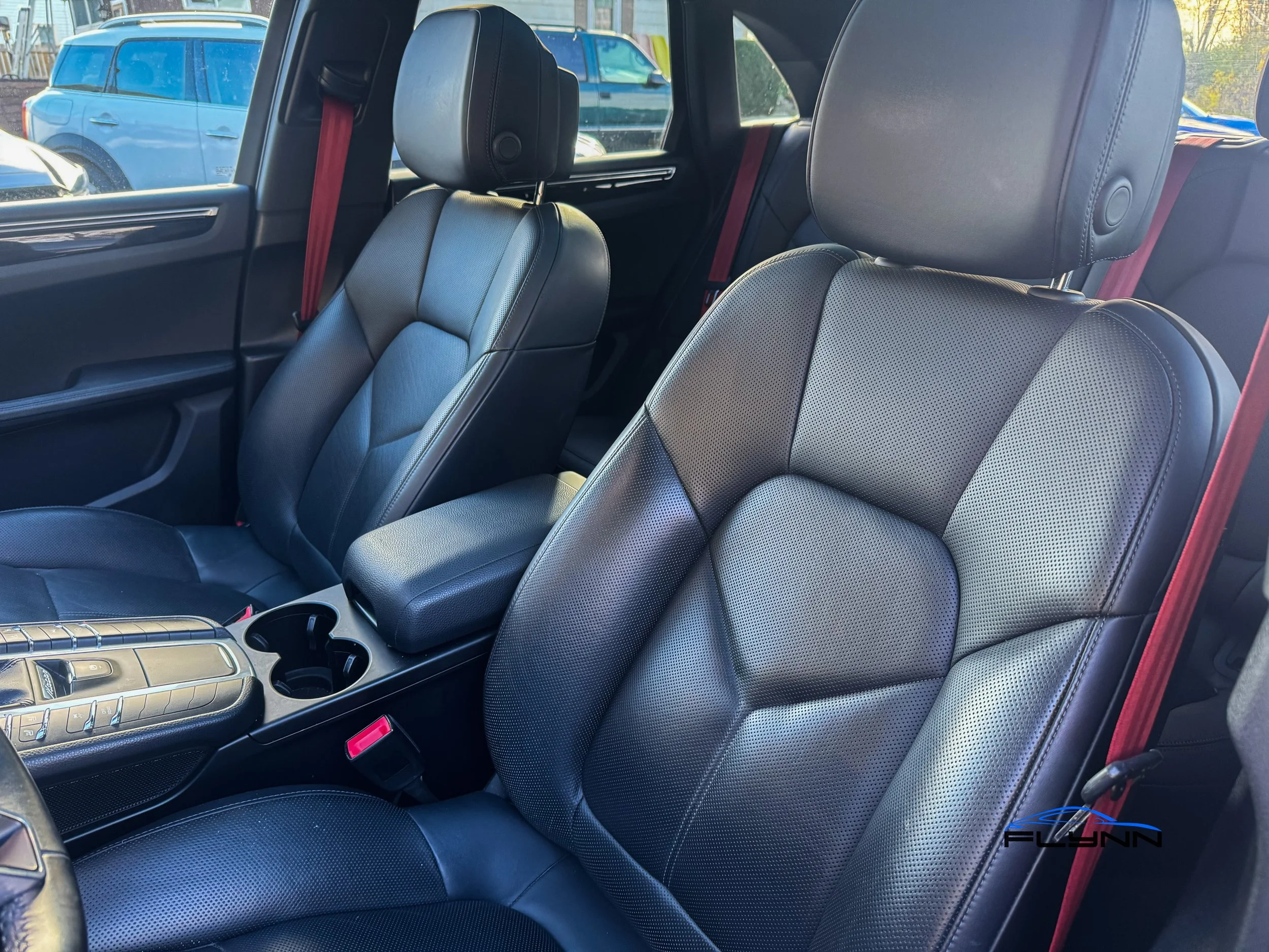 2020-PORSCHE-MACAN-S-FLYNN-AUTOMOTIVE-22.jpg