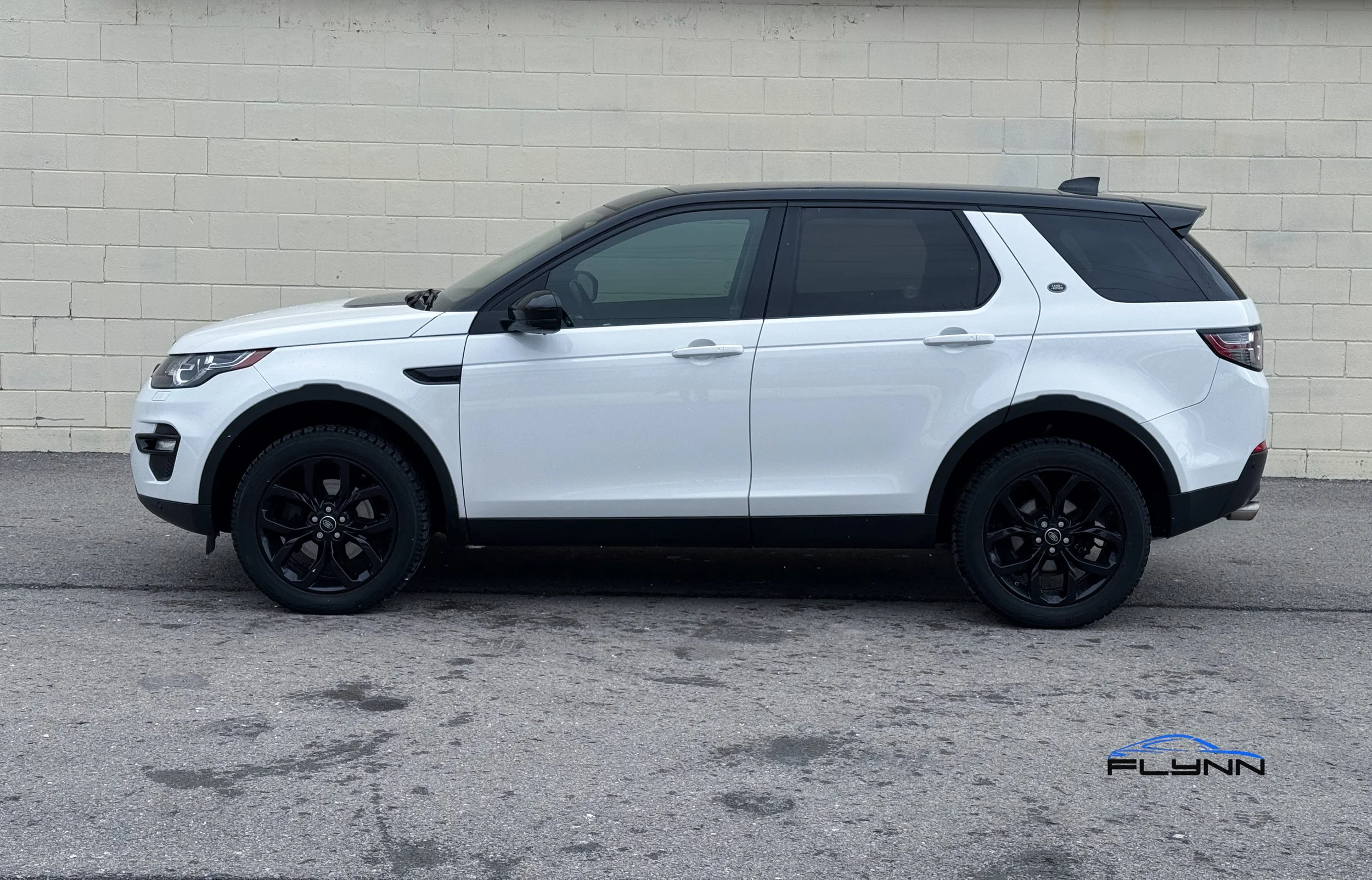 2017-LandRover-Discovery-SportFlynn-Automotive-25.jpg