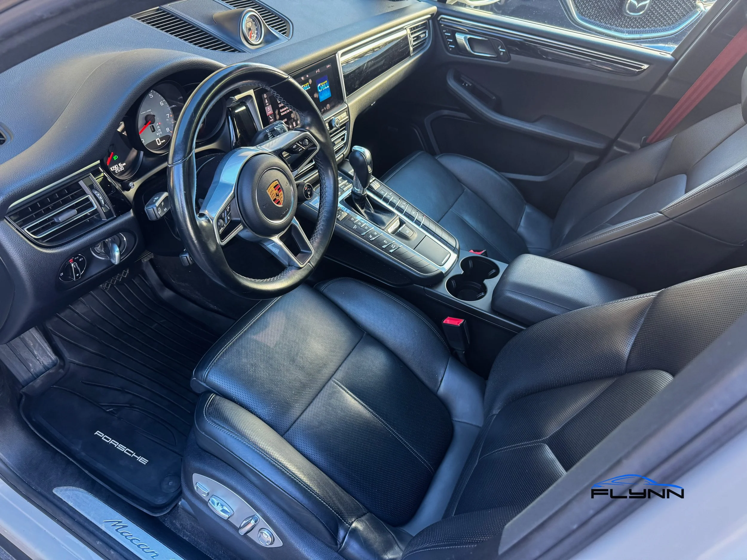 2020-PORSCHE-MACAN-S-FLYNN-AUTOMOTIVE-23.jpg