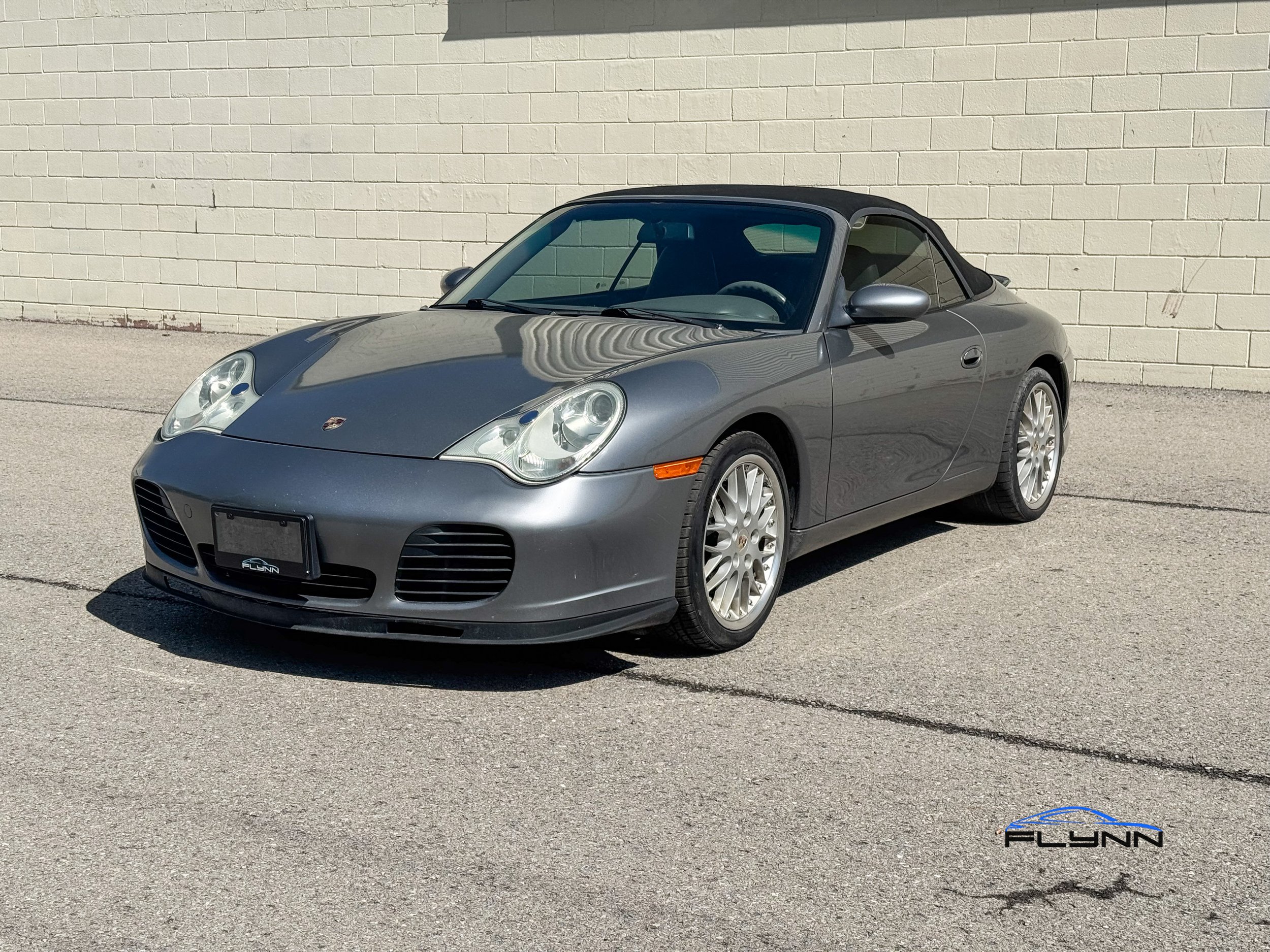 2004-PORSCHE-911-CONVERTIBLE-FLYNN-AUTOMOTIVE-12.jpg