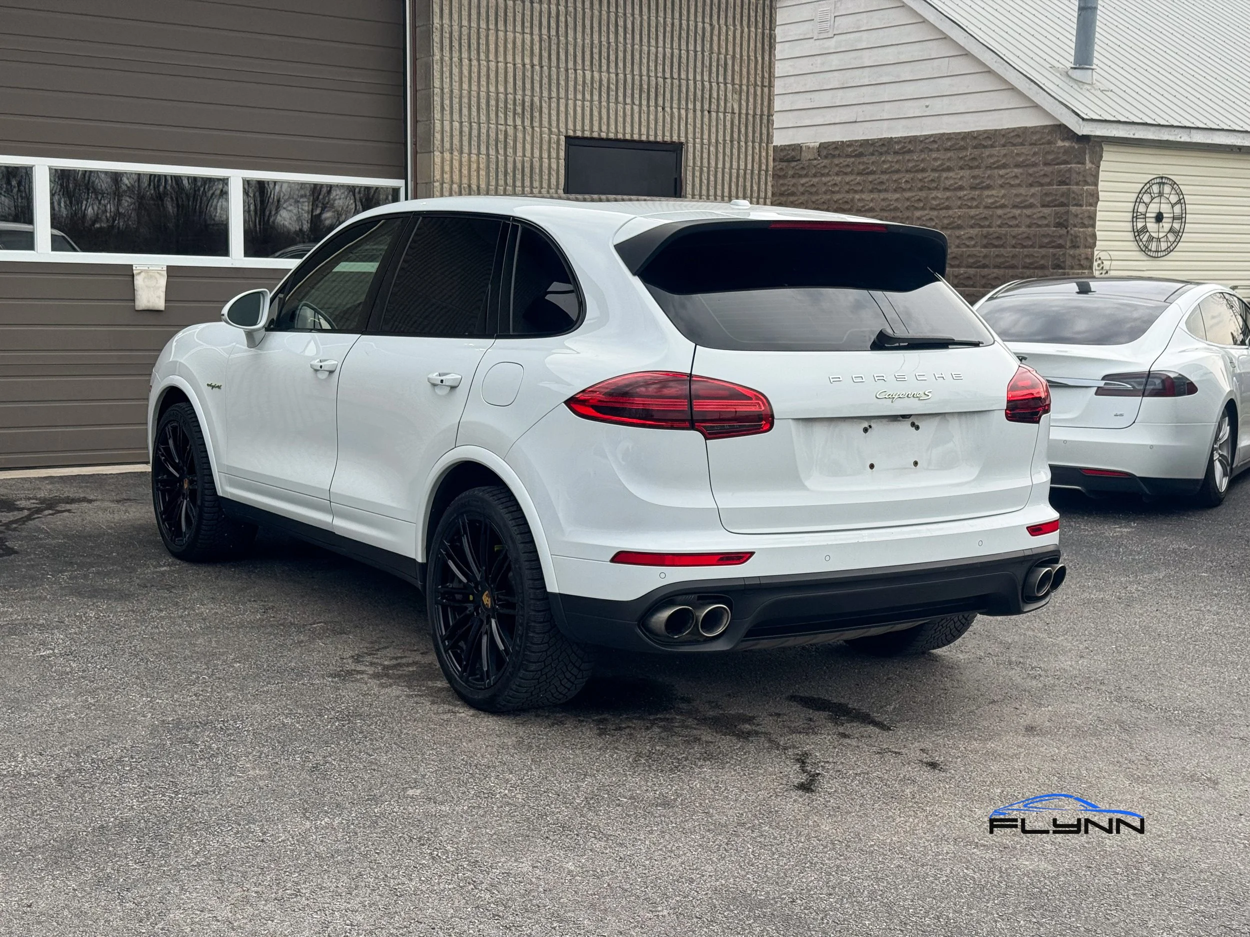 2017-porsche-cayenne-s-ehybrid-flynn-automotive-66.jpg