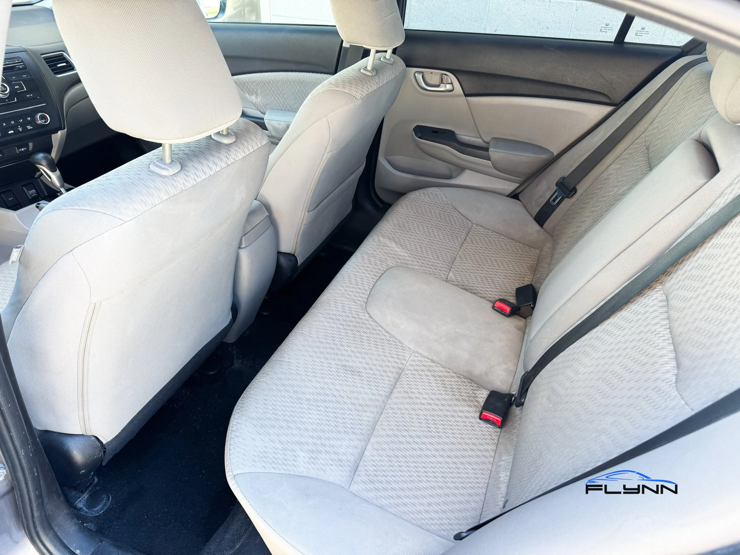 2015-HONDA-CIVIC-LX-flynn-automotive-09.jpg