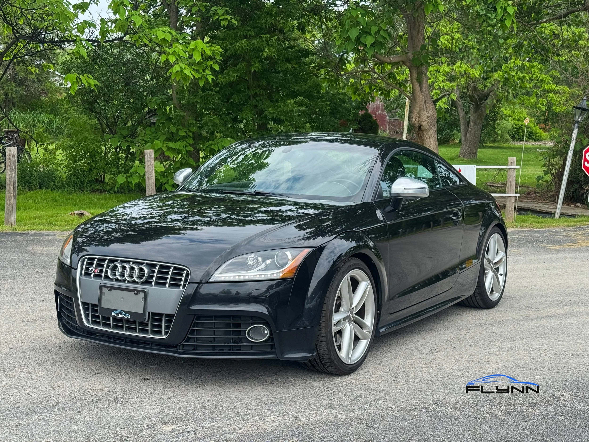 2009-Audi-TTS--flynn-automotive-25.jpg