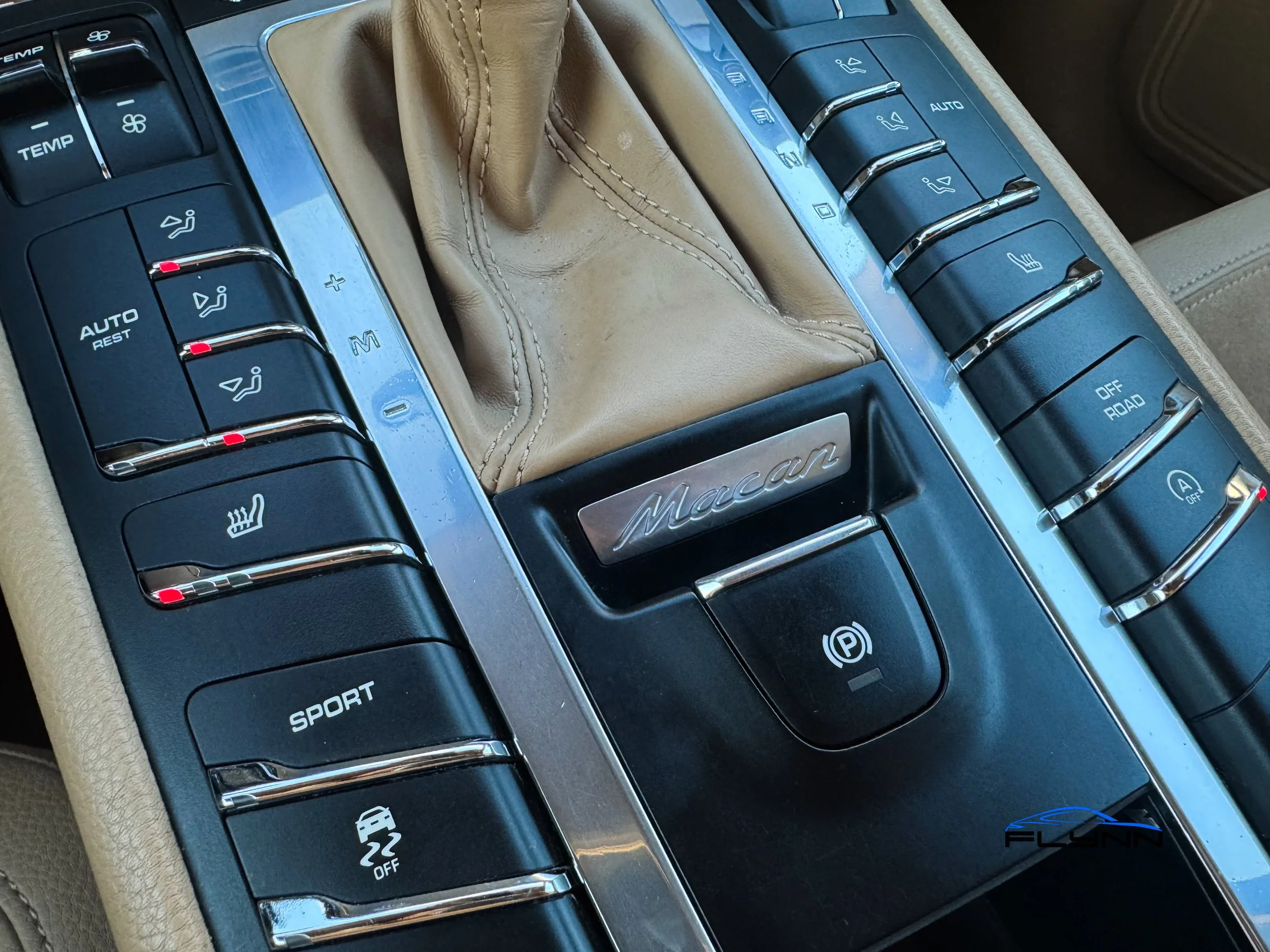 2015-Porsche-Macan-S-Flynn-Automotive-04.jpg