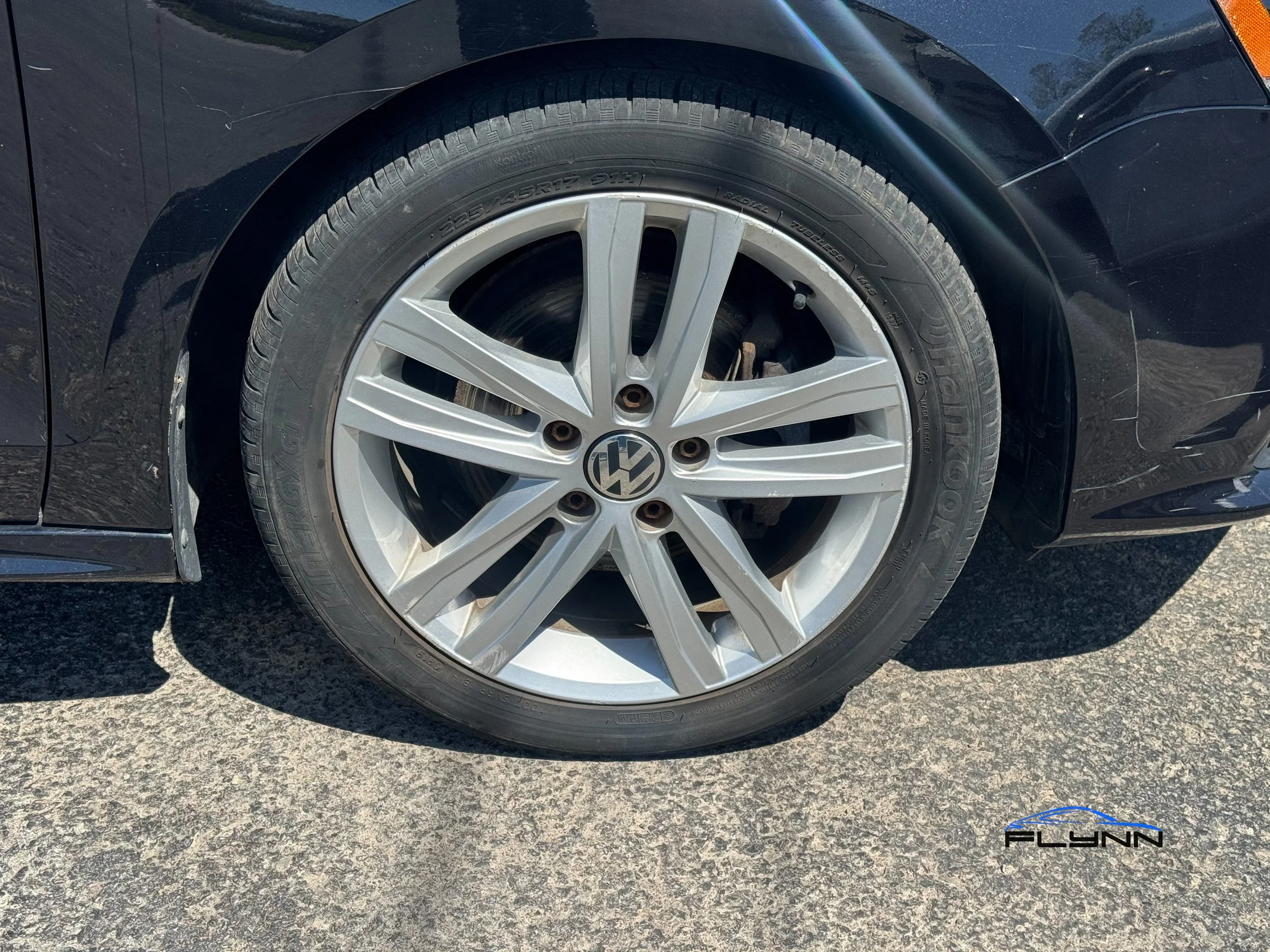 2017-Volkswagen-Jetta-flynn-automotive-16.jpg