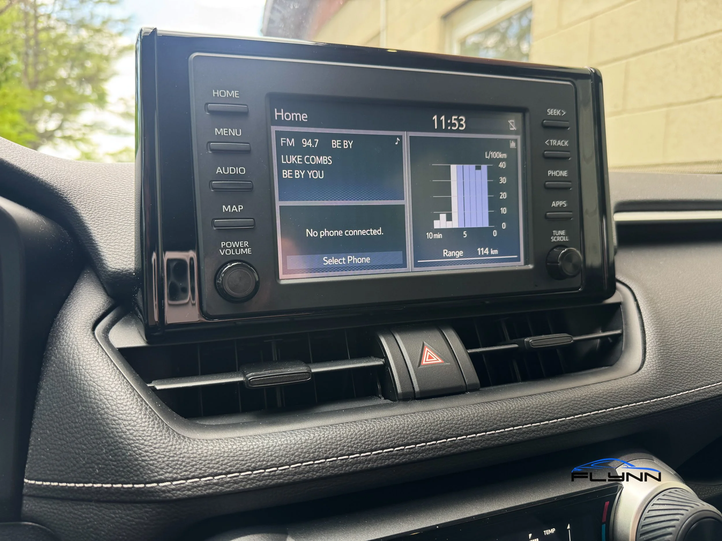 2019-Toyota-RAV4-LE-flynn-automotive-03.jpg