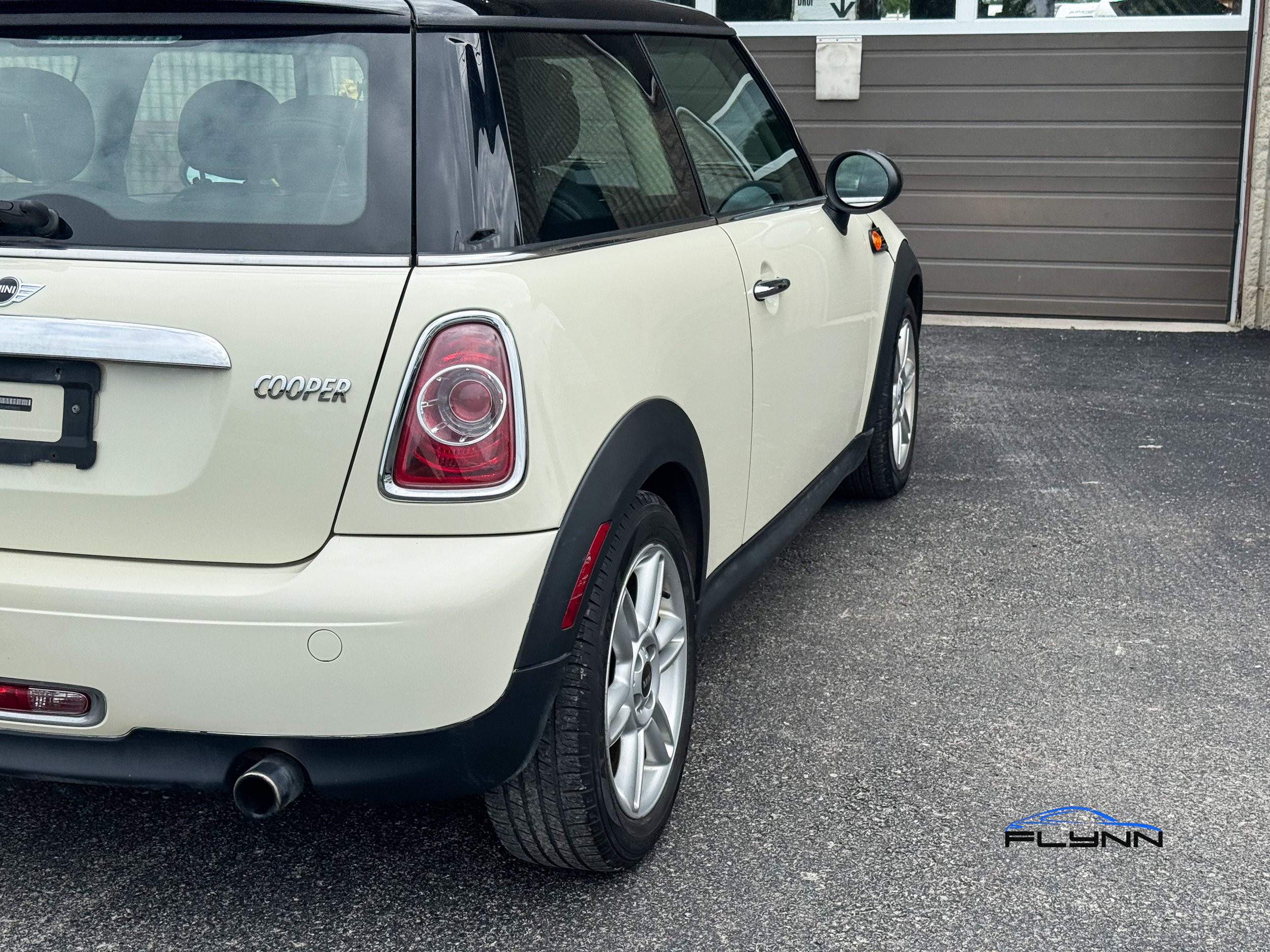 2011-MINI-COOPER-FLYNN-AUTOMOTIVE-11.jpg
