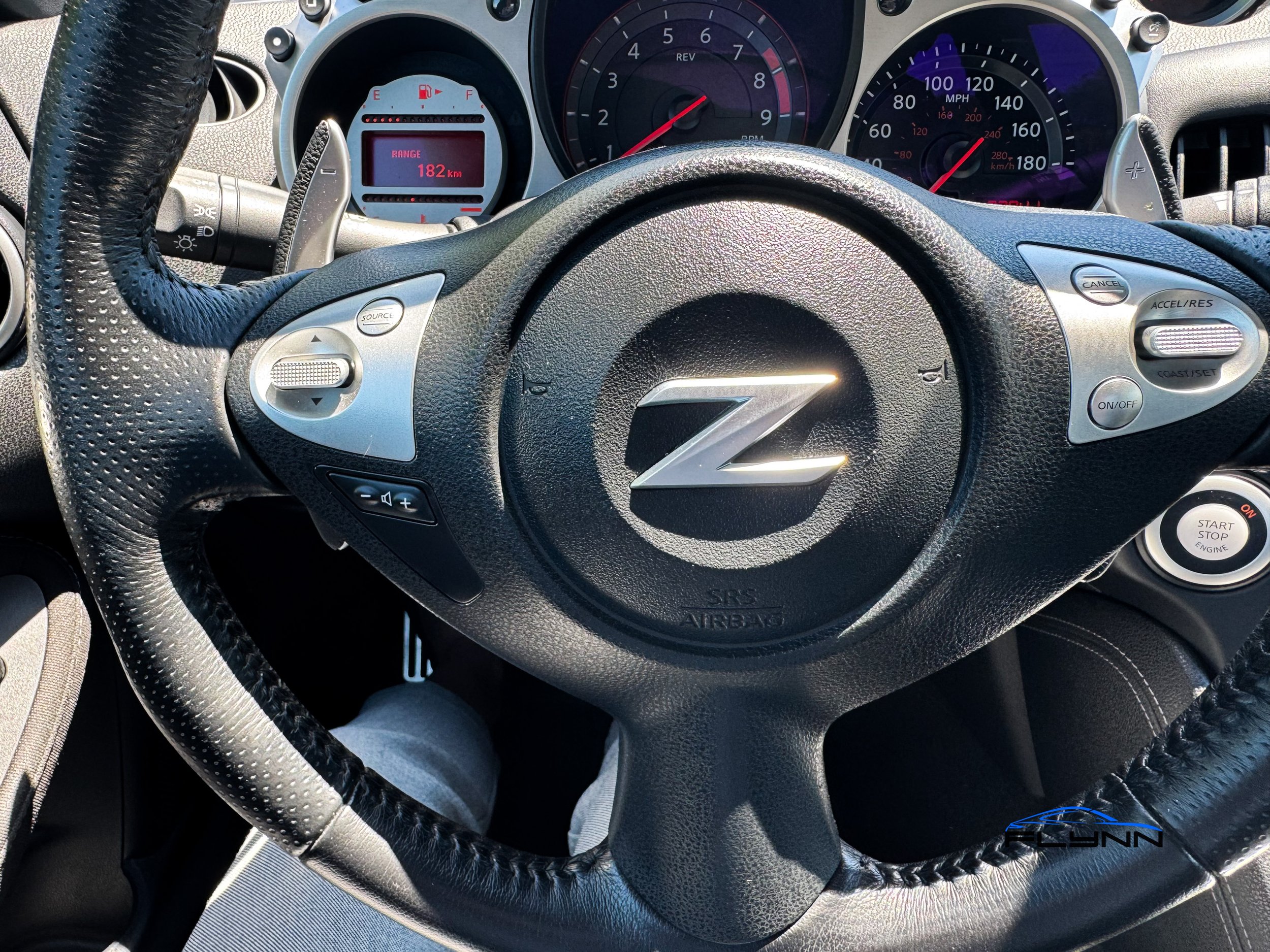 2011-NISSAN-370Z-flynn-automotive-03.jpg
