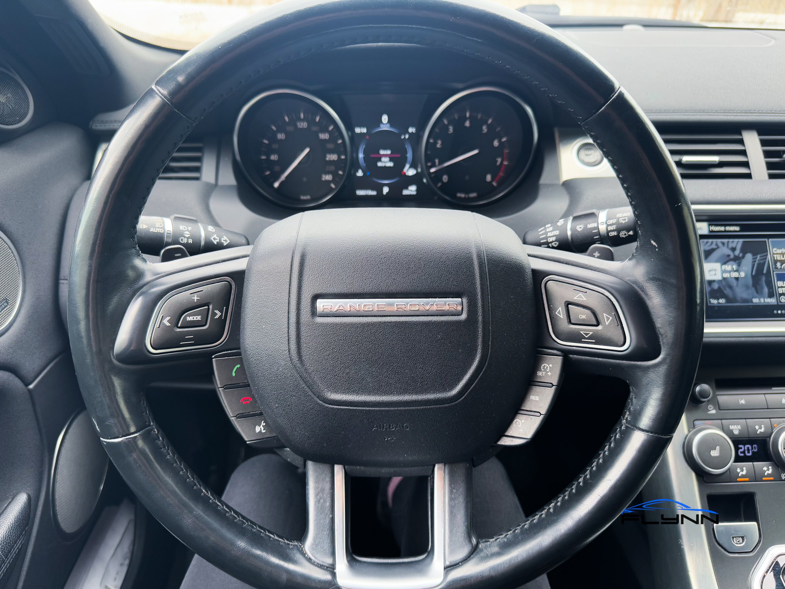 2016-RangerRover-Evoque-Flynn-Automotive-28.jpg
