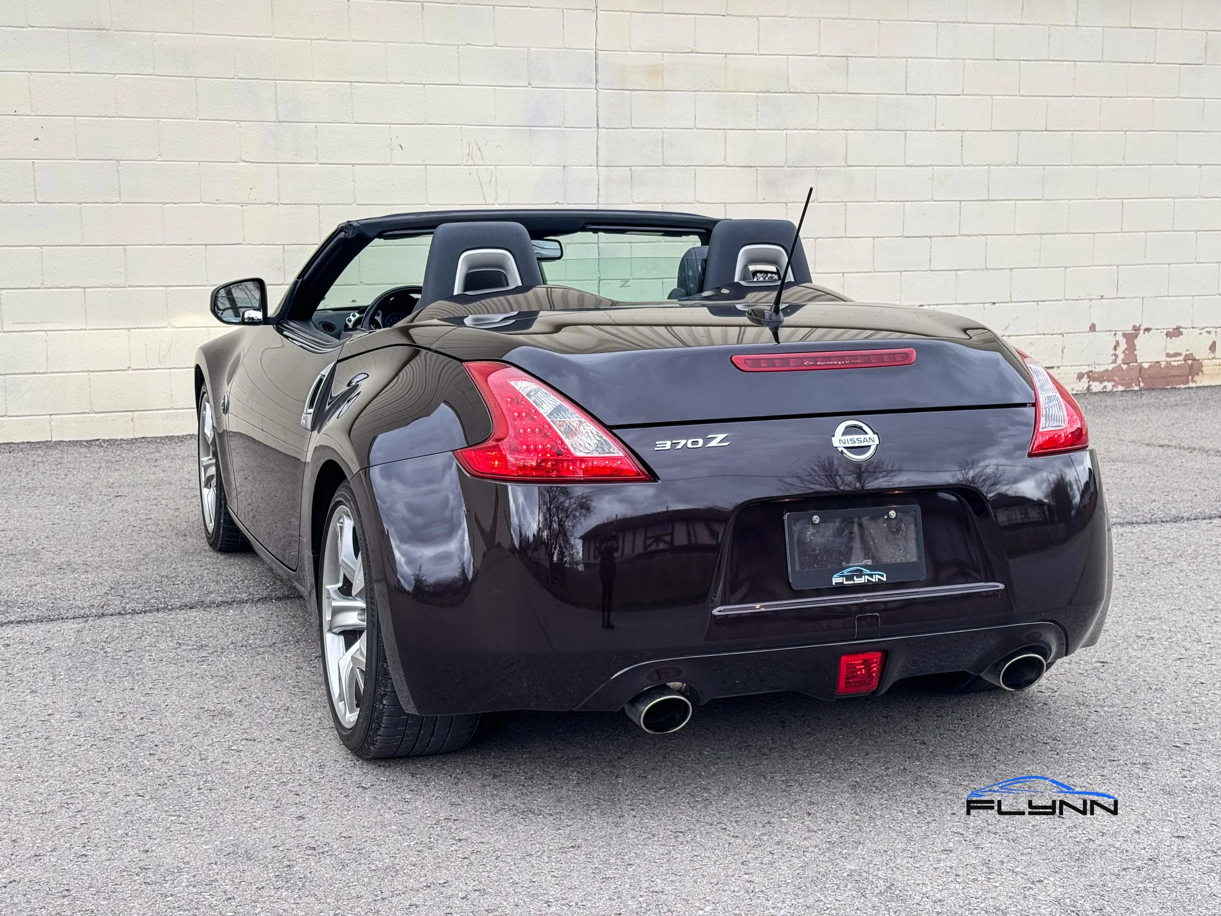 2010-Nissan-370Z-Flynn-Automotive-09.jpg